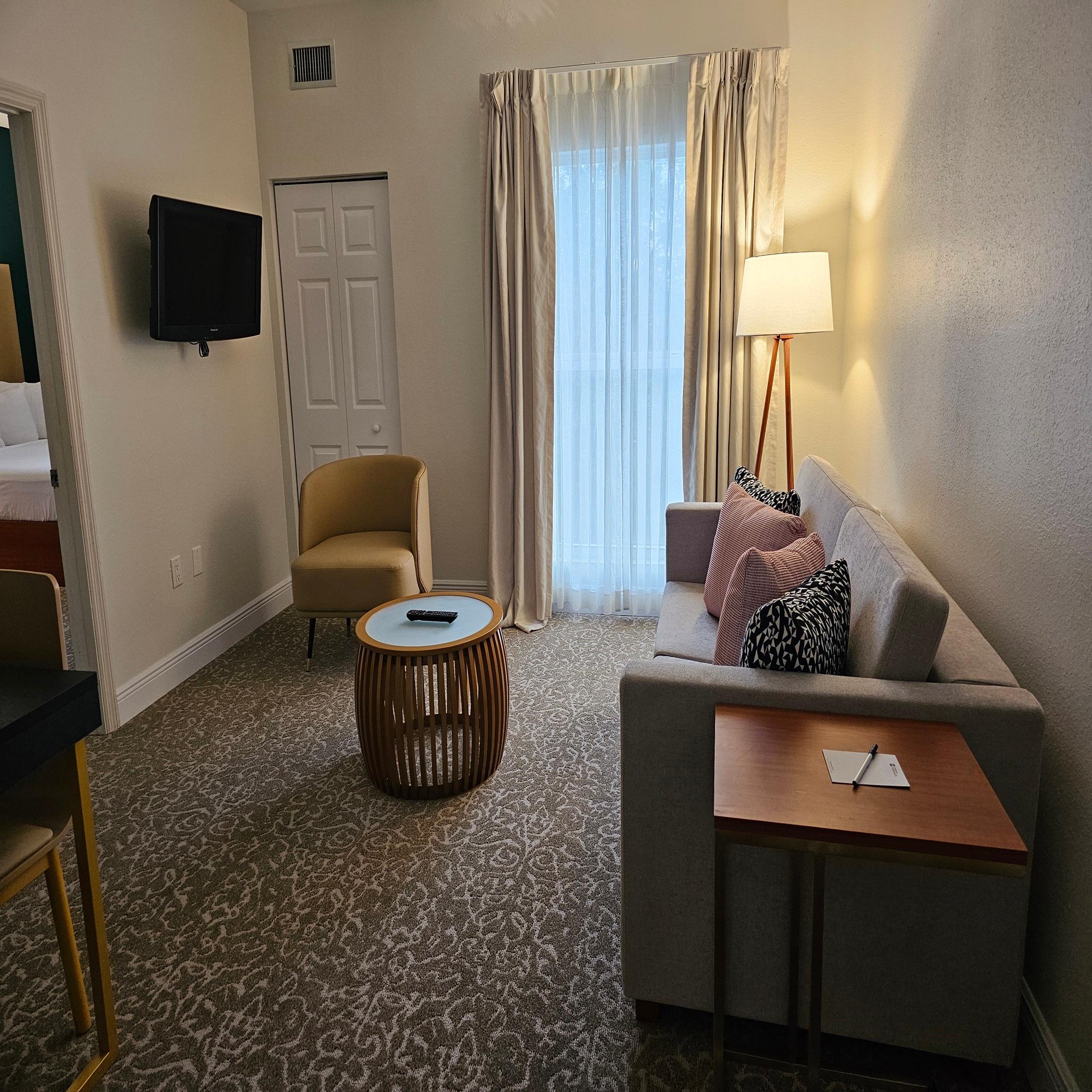 hotel-thumb