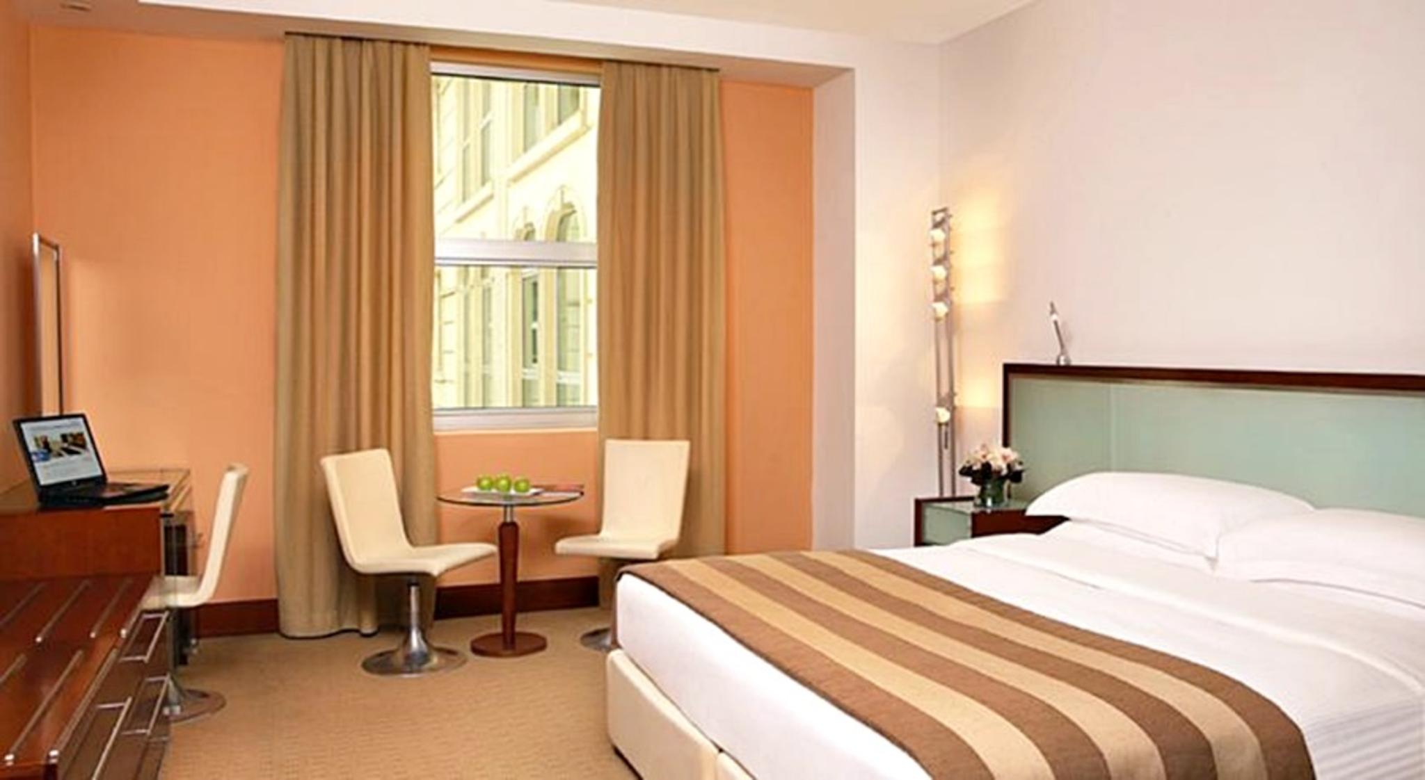 hotel-thumb