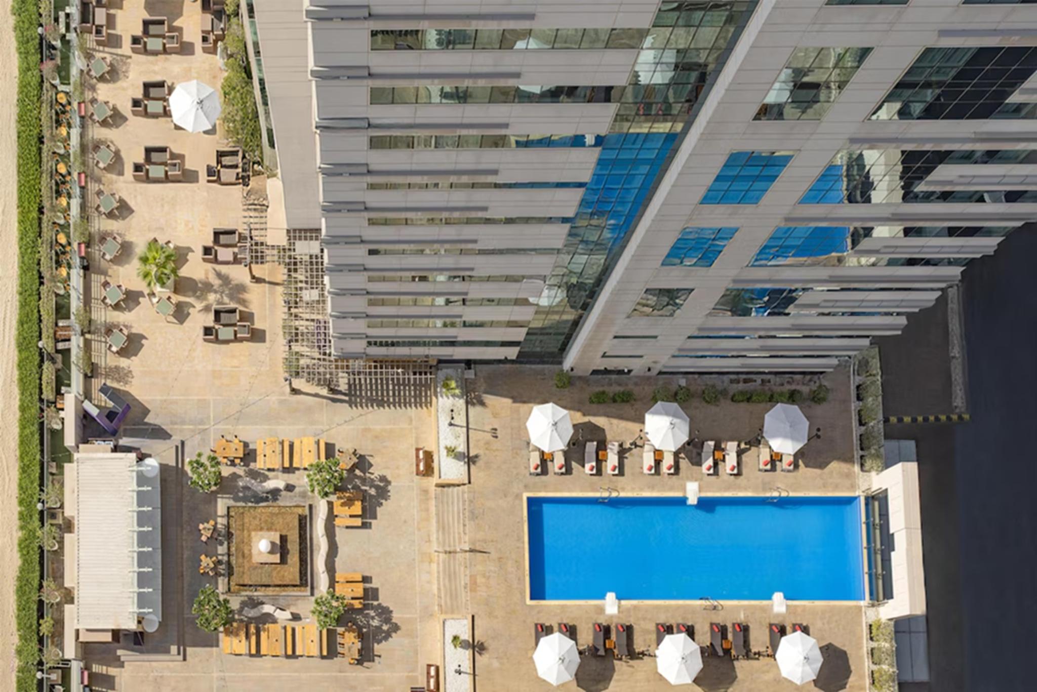 hotel-thumb