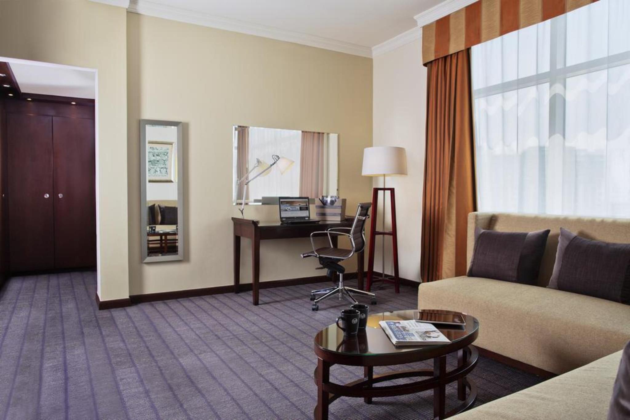 hotel-thumb