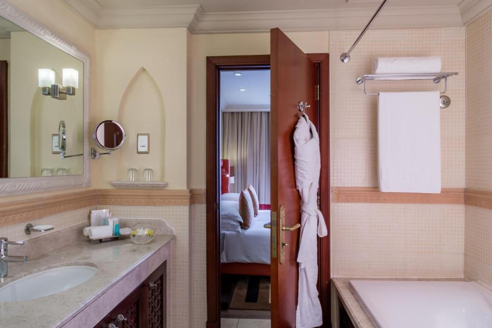 hotel-thumb