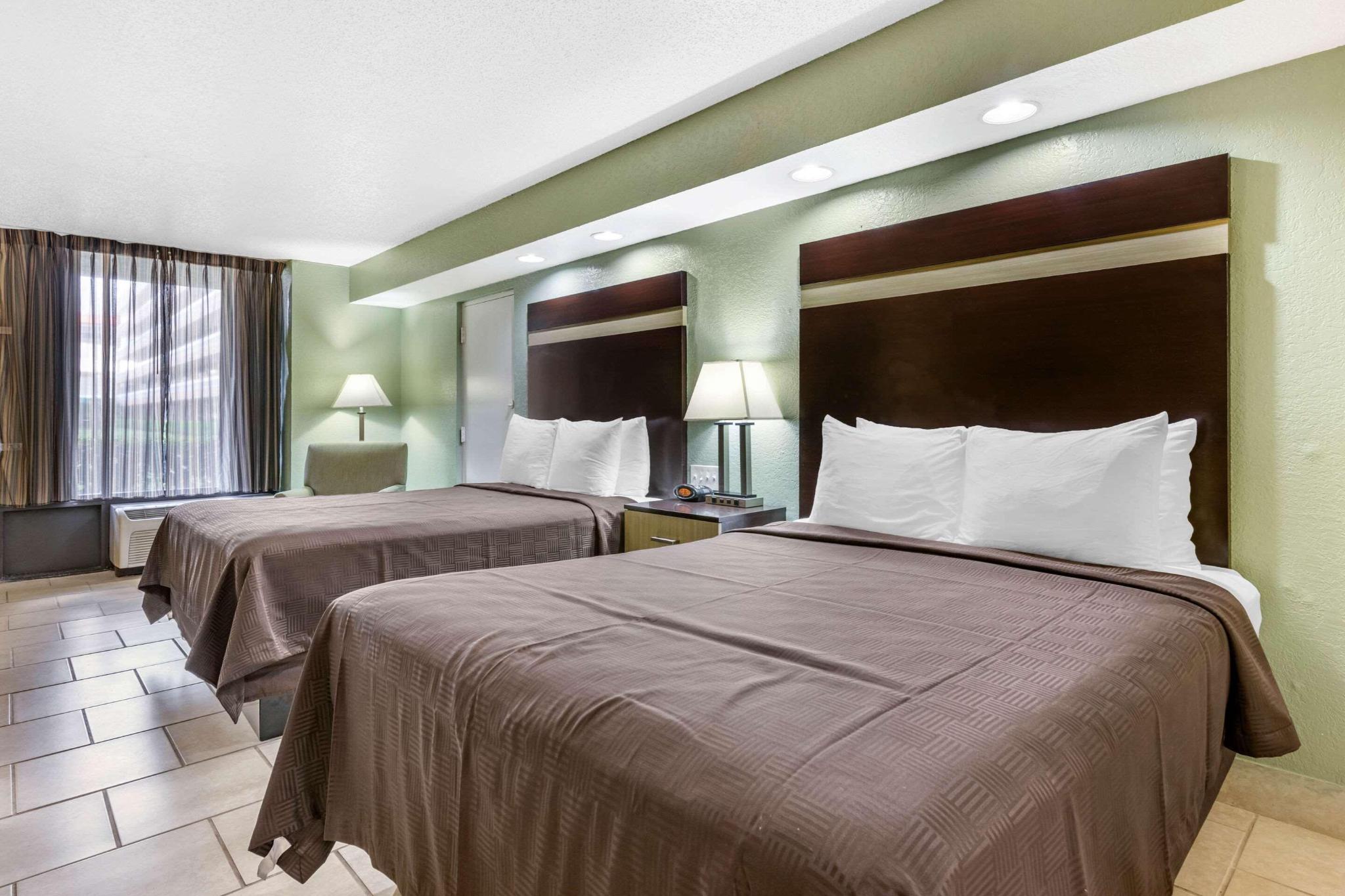 hotel-thumb