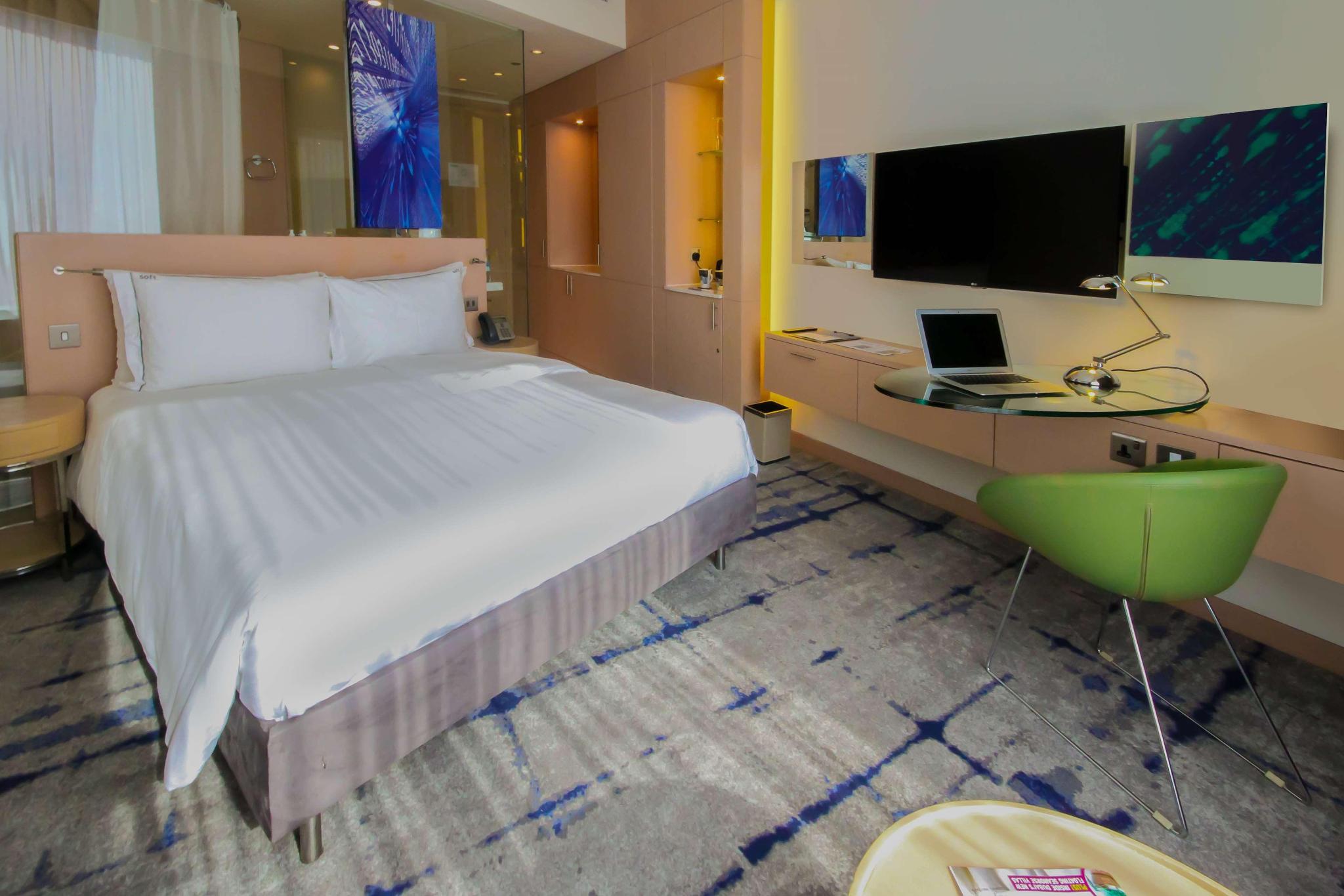 hotel-thumb