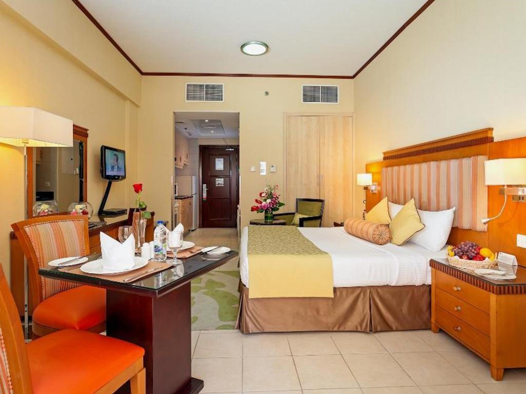 hotel-thumb