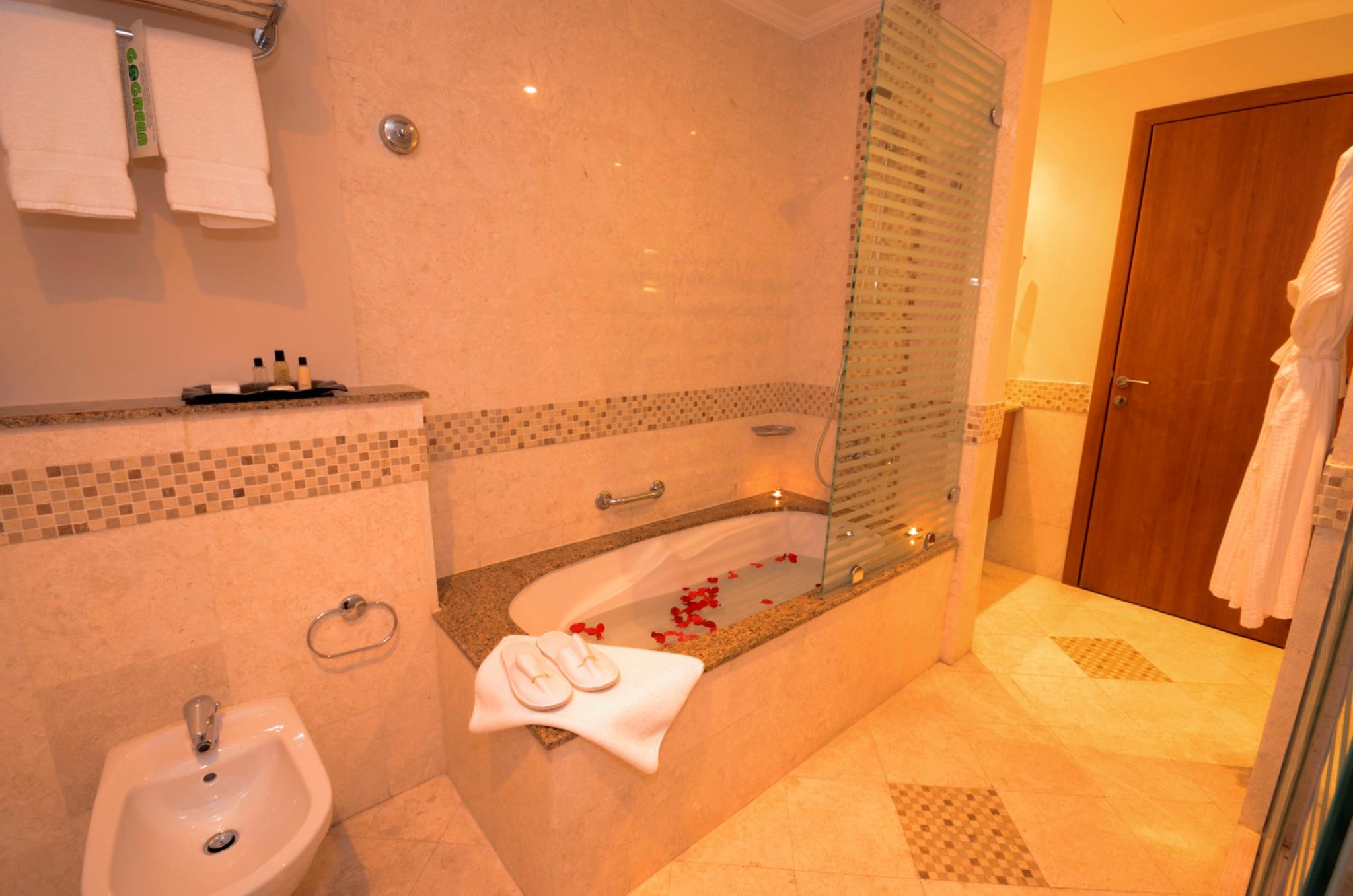 hotel-thumb