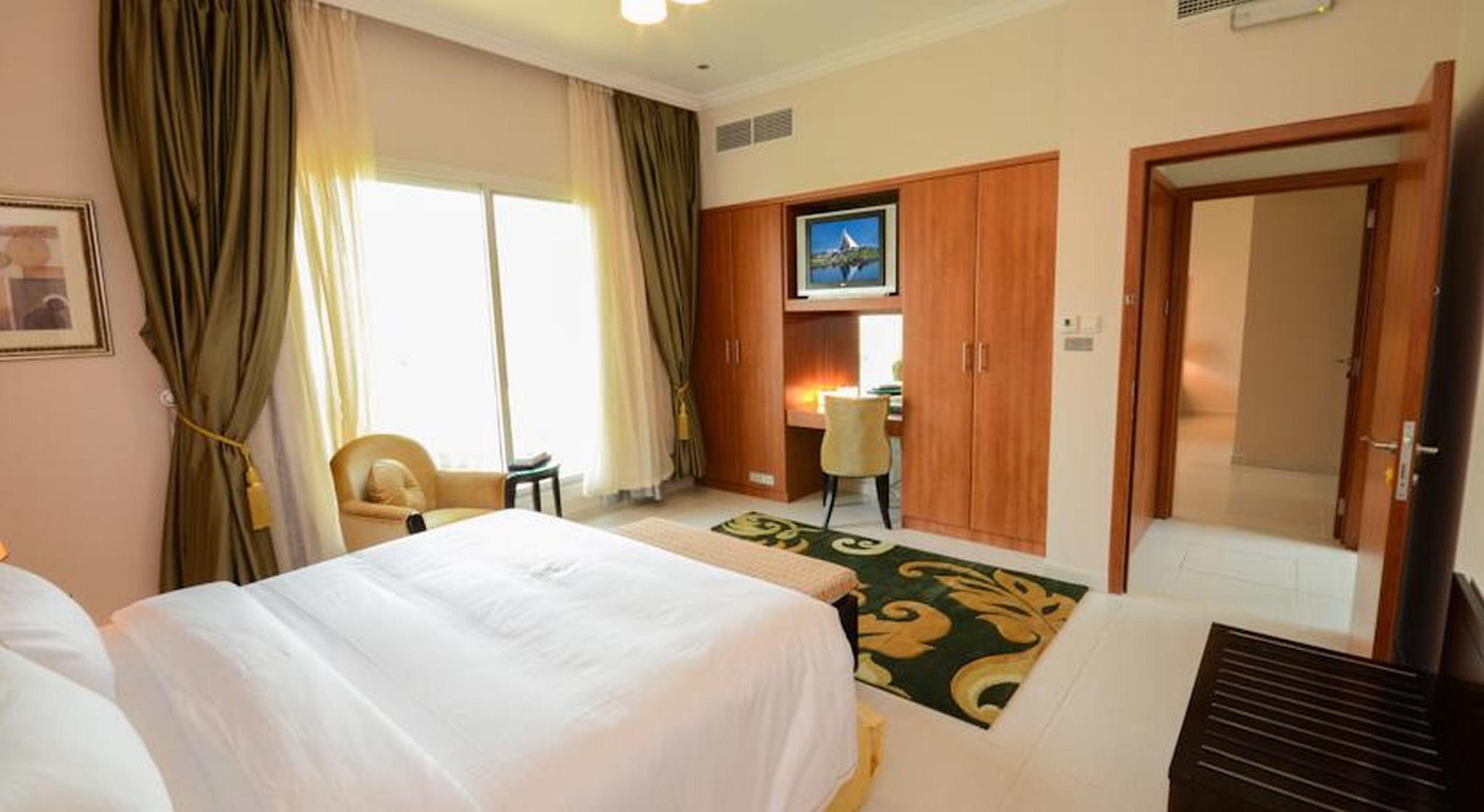 hotel-thumb
