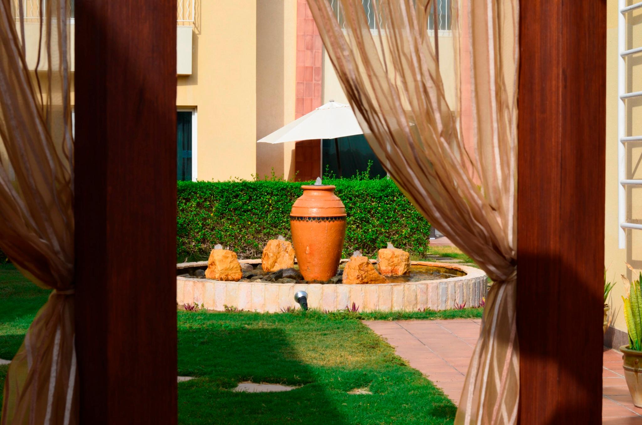 hotel-thumb