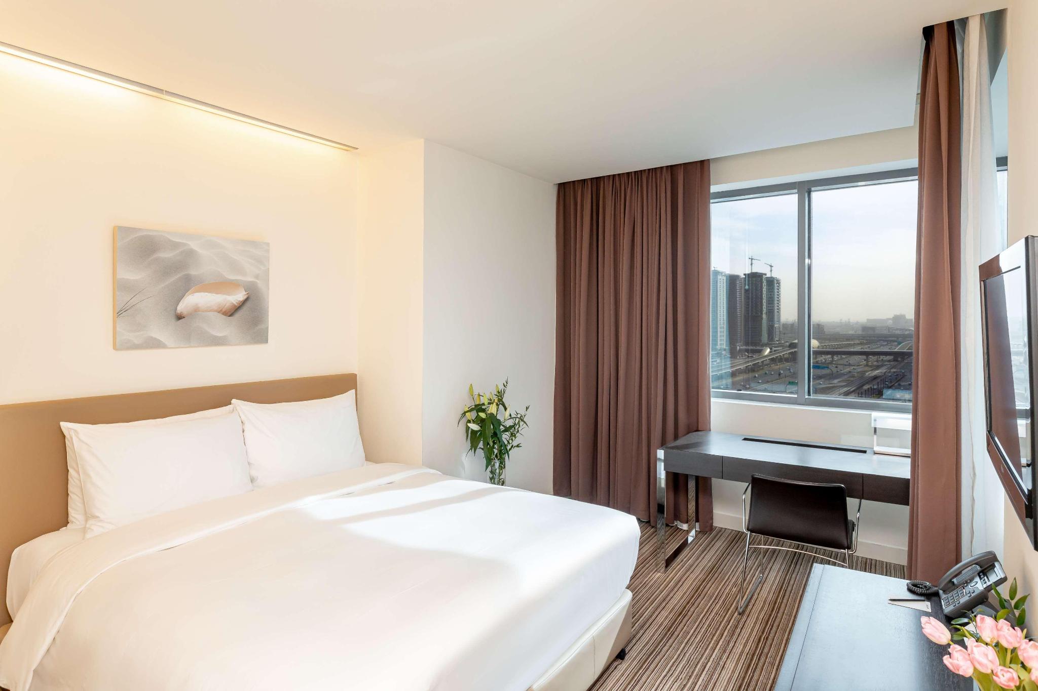 hotel-thumb