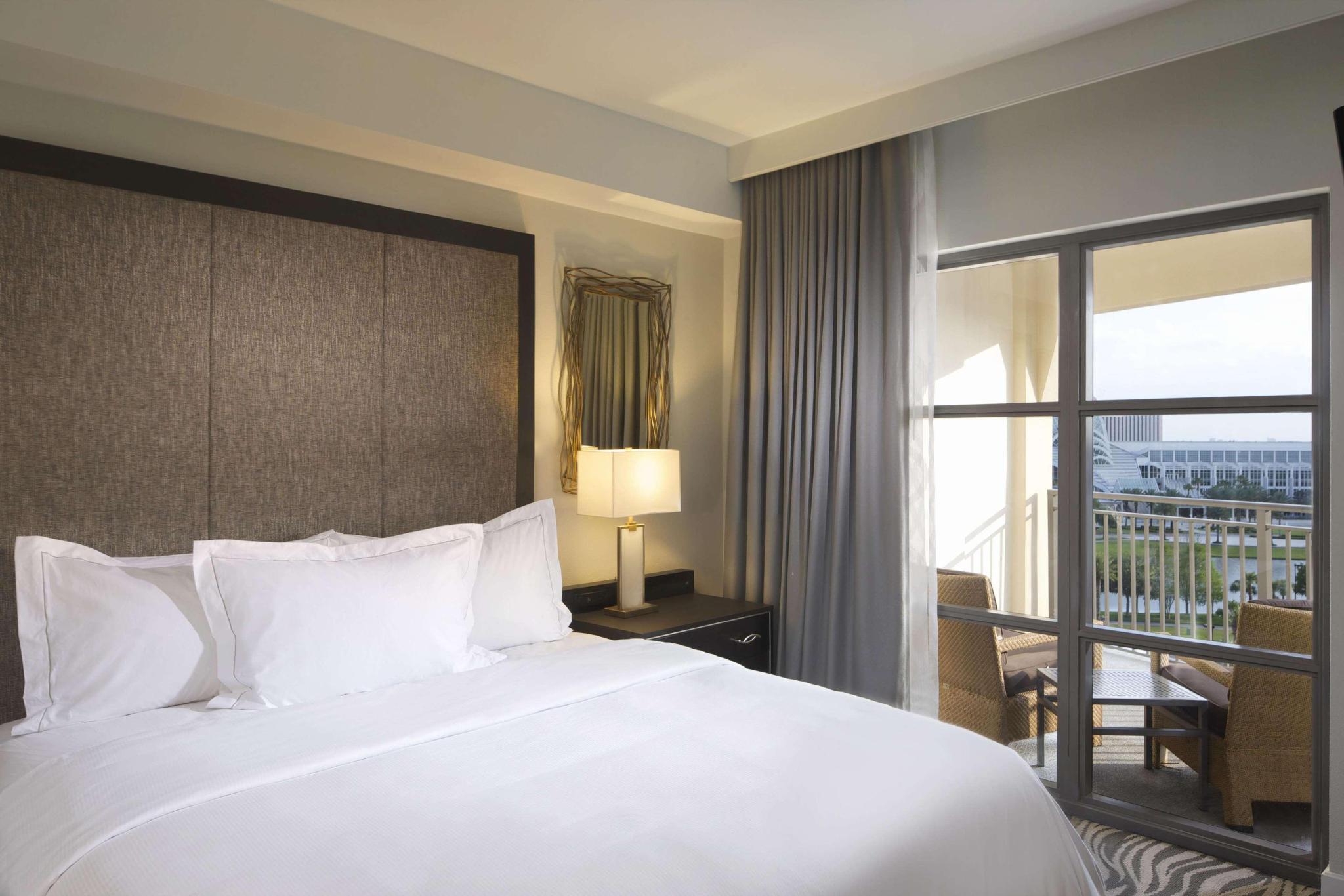 hotel-thumb