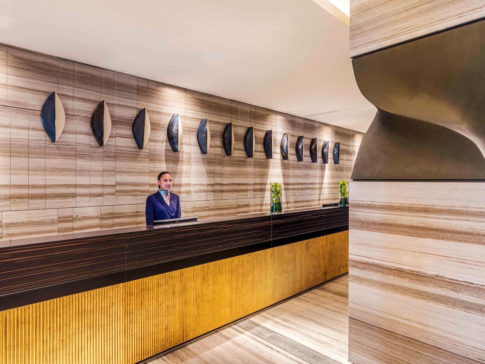 hotel-thumb