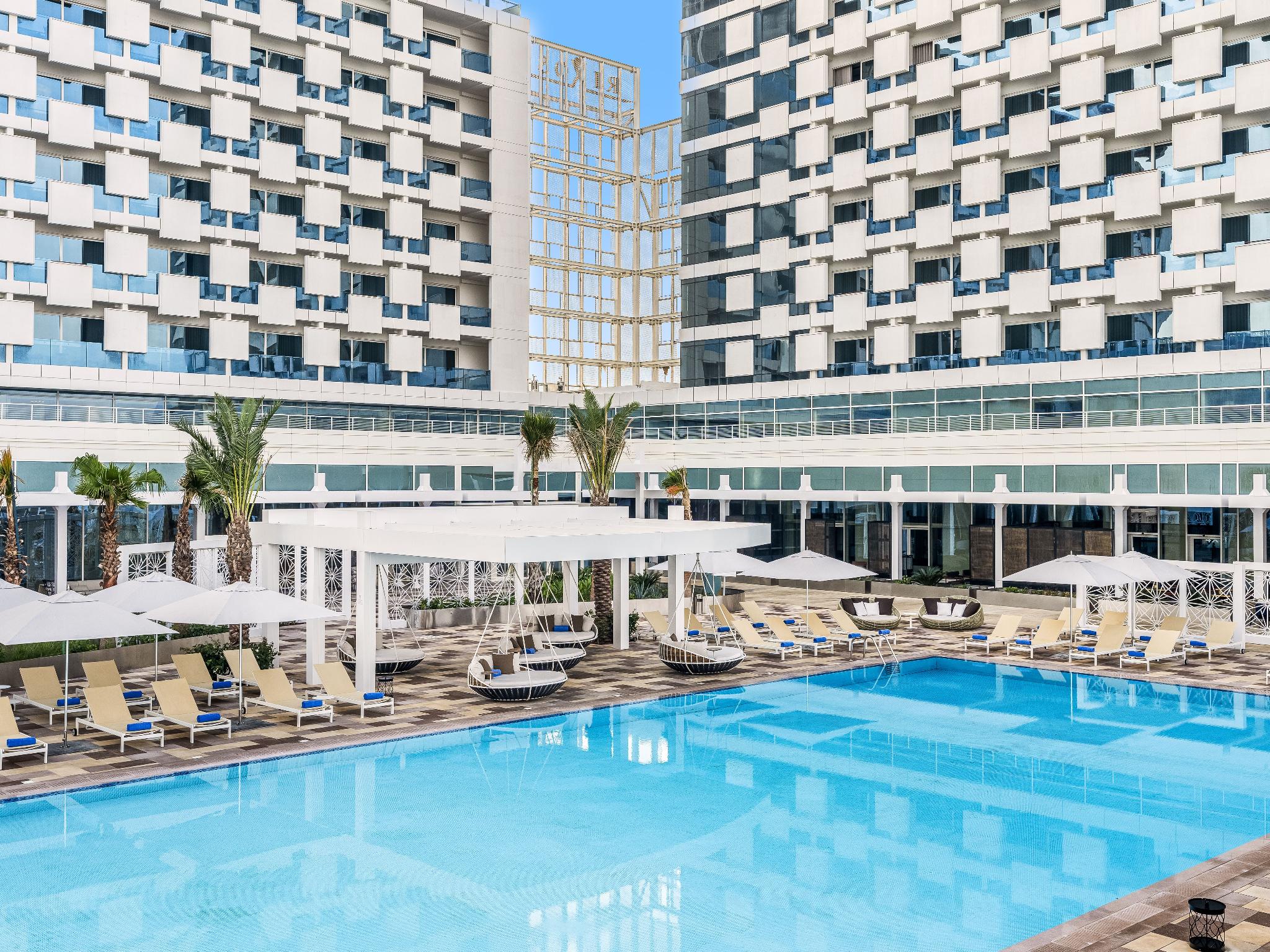 hotel-thumb