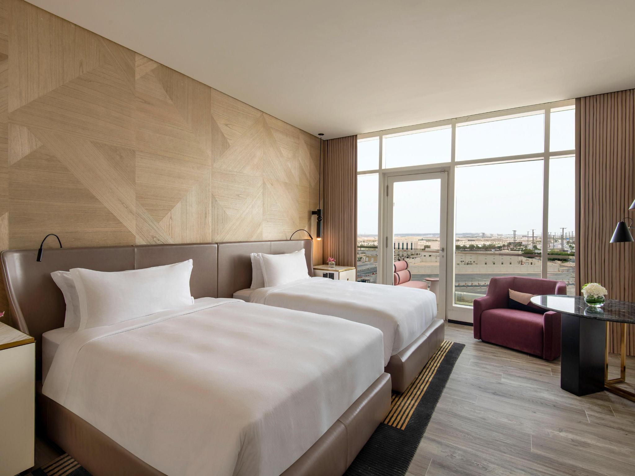 hotel-thumb