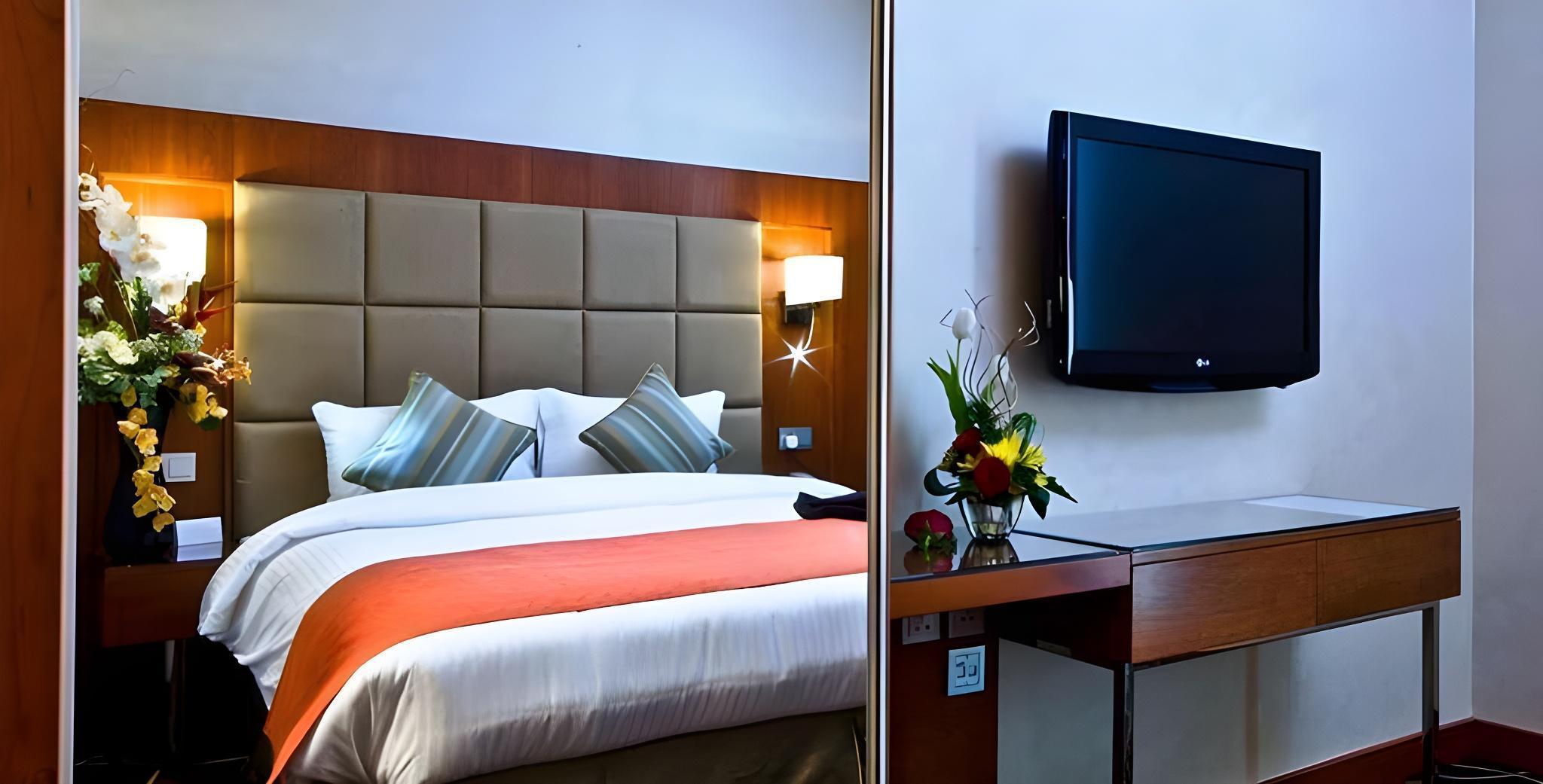 hotel-thumb