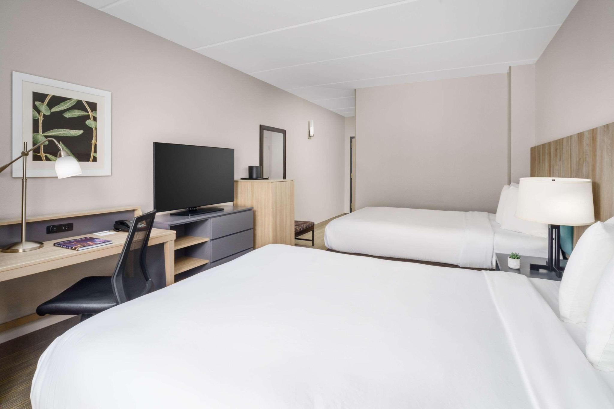 hotel-thumb