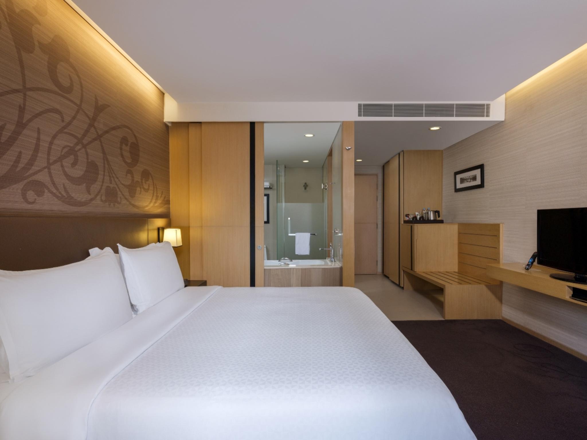 hotel-thumb