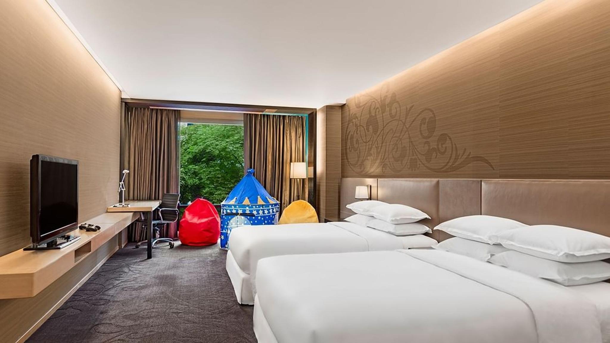 hotel-thumb