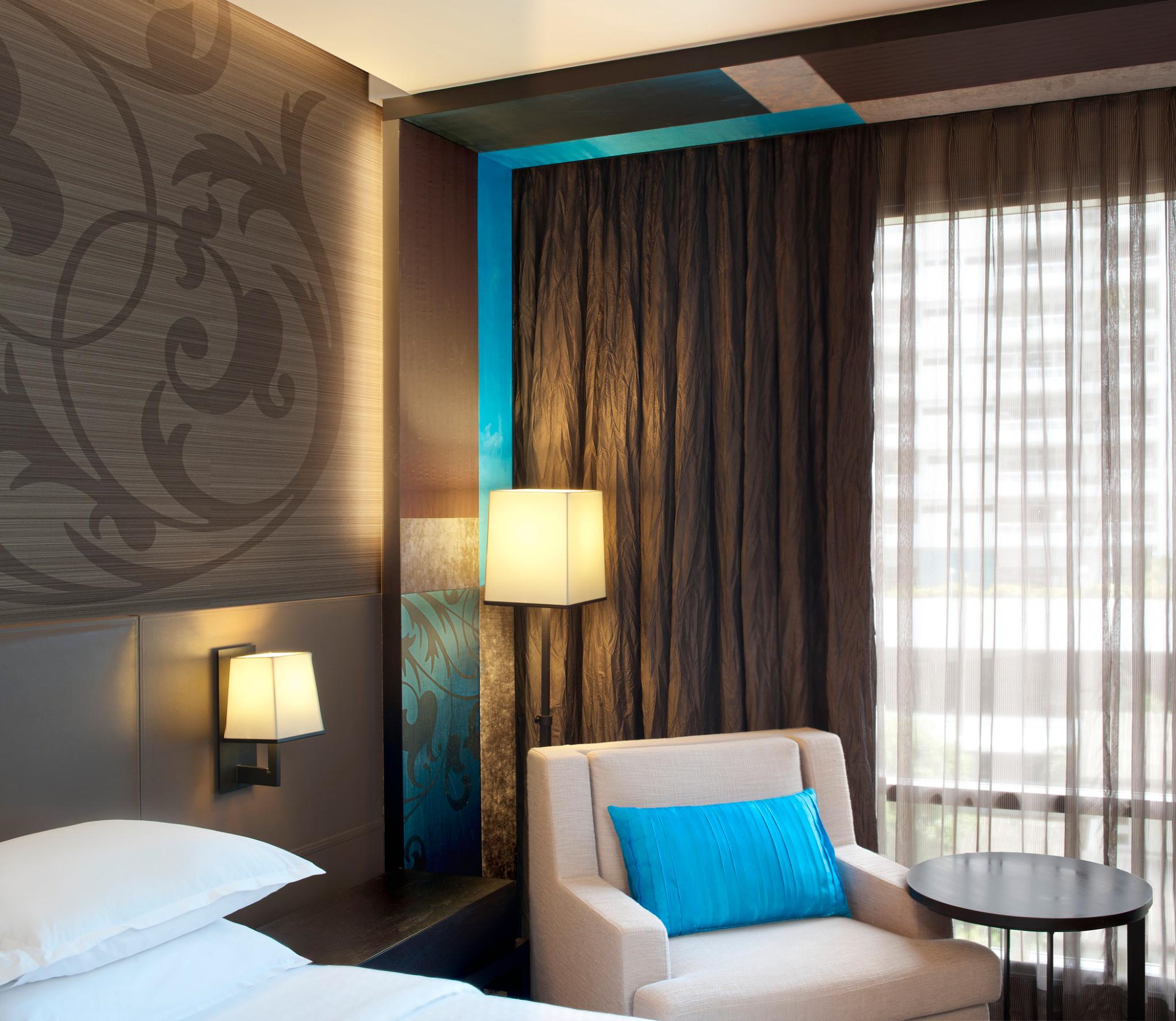 hotel-thumb
