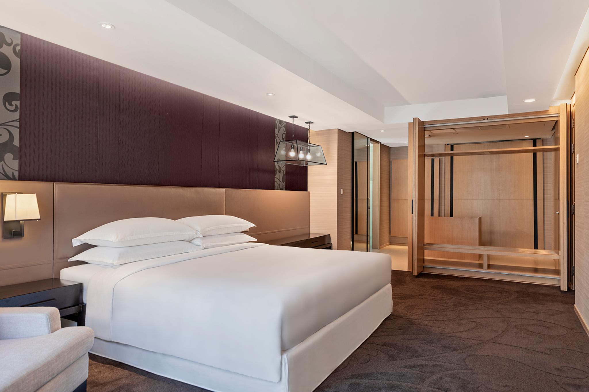 hotel-thumb