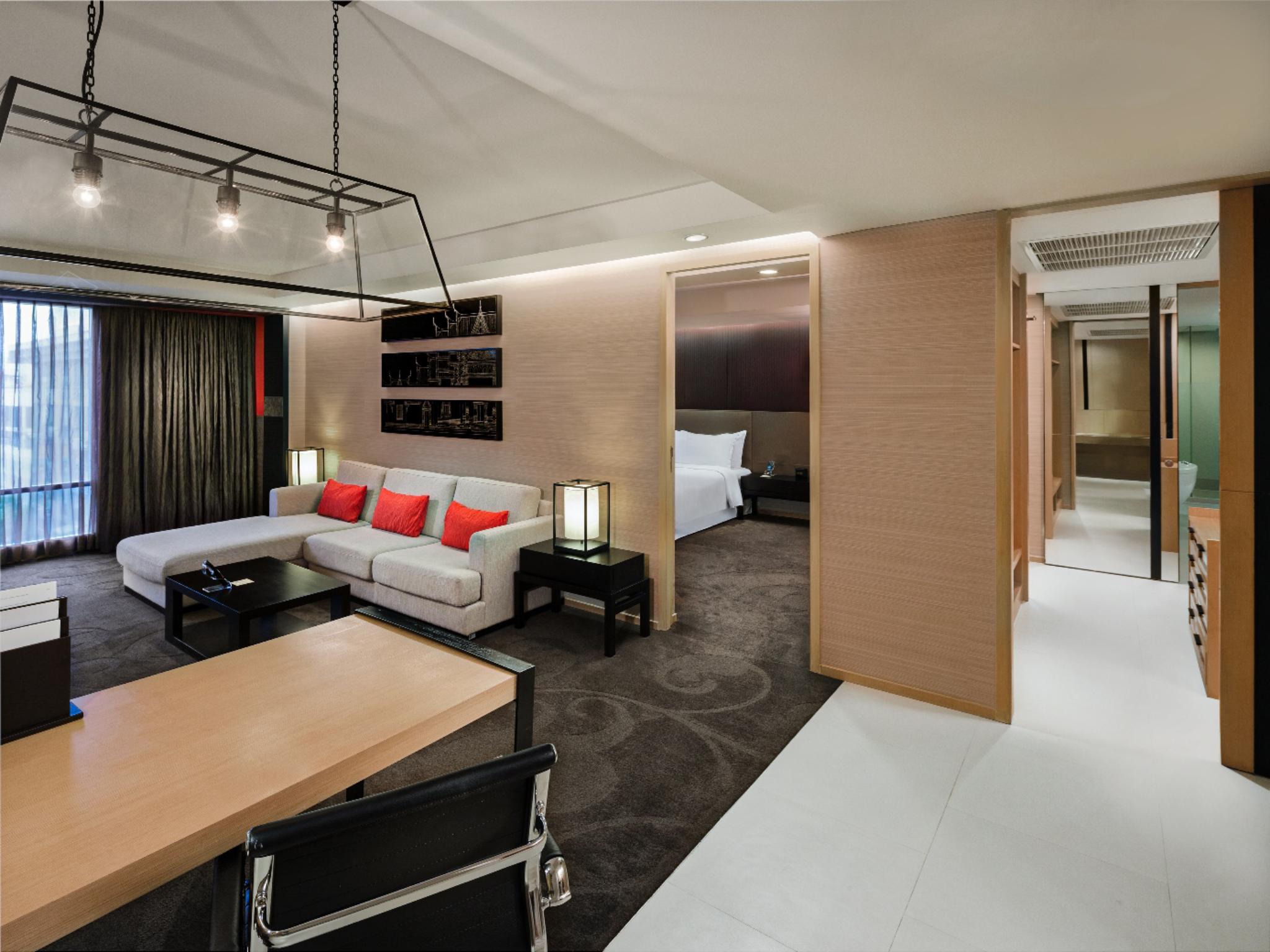 hotel-thumb