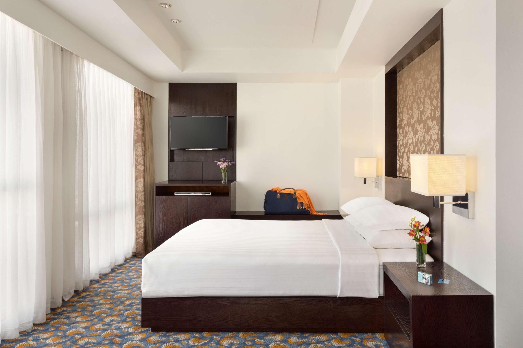hotel-thumb