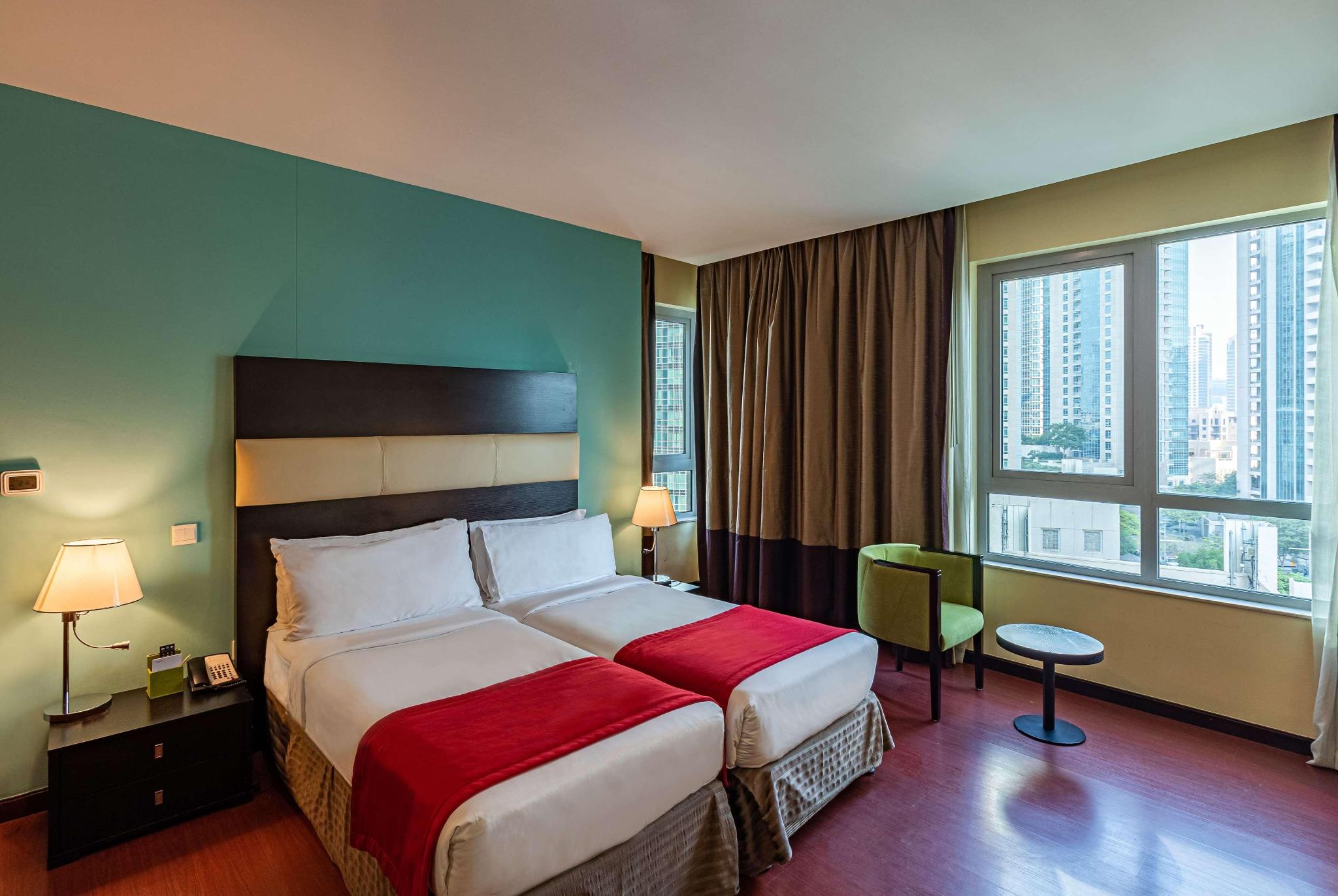 hotel-thumb