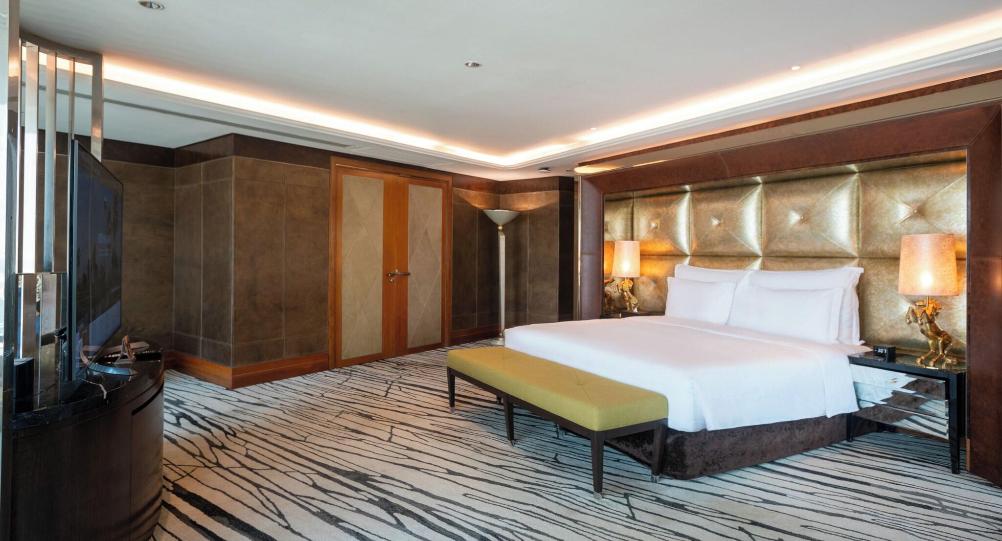 hotel-thumb