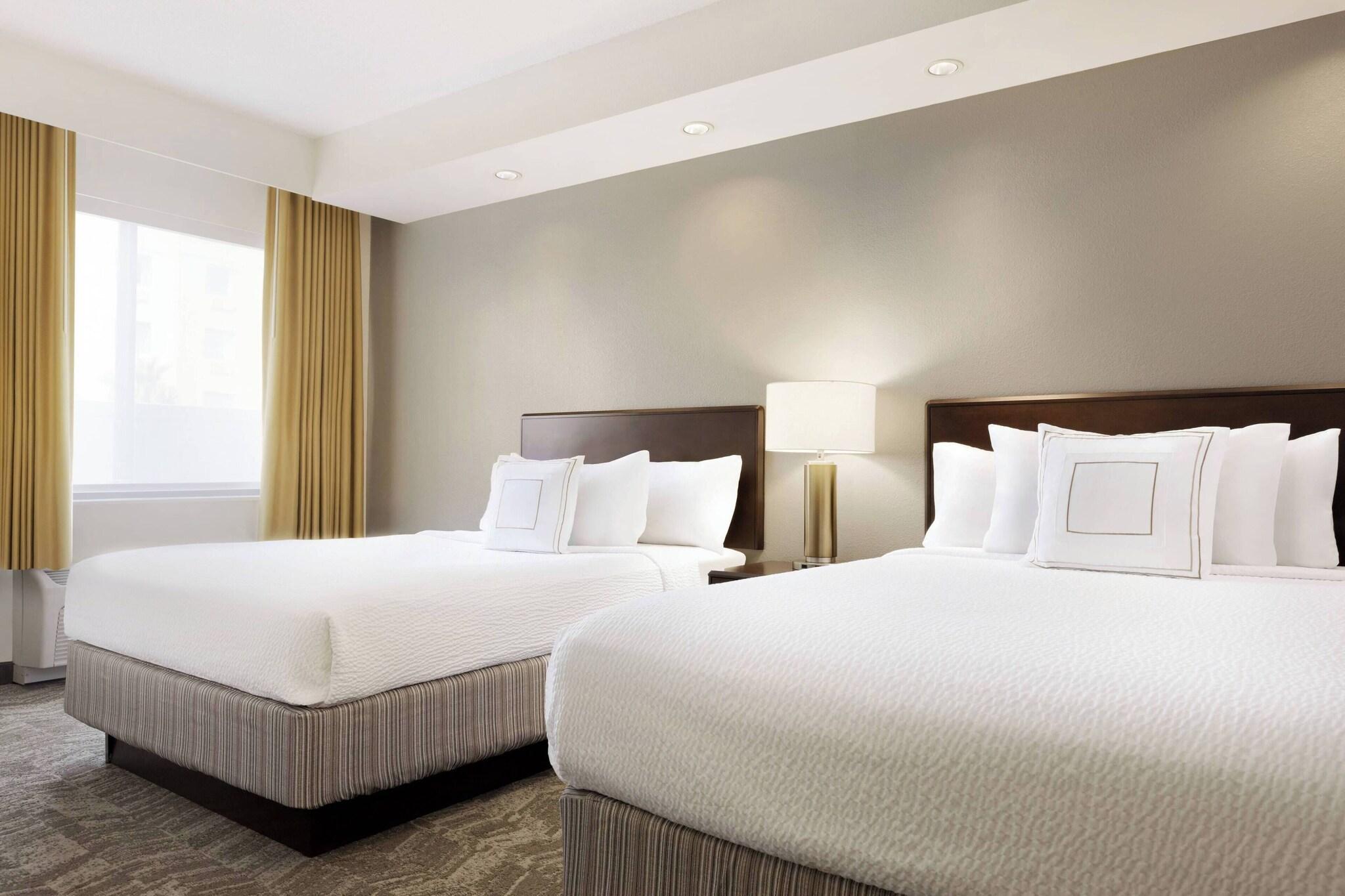 hotel-thumb