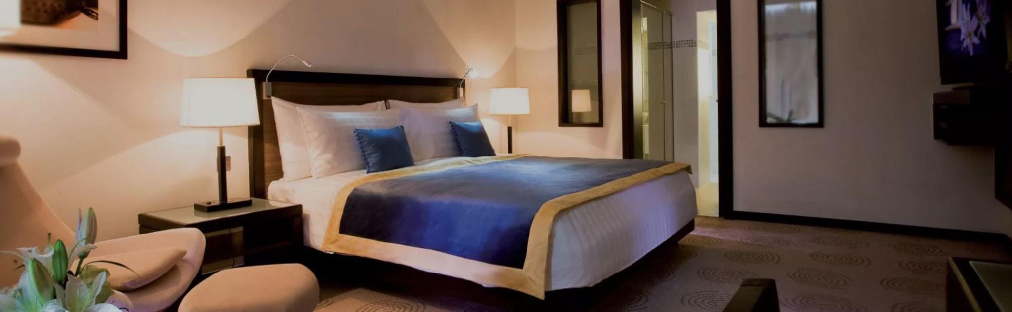 hotel-thumb