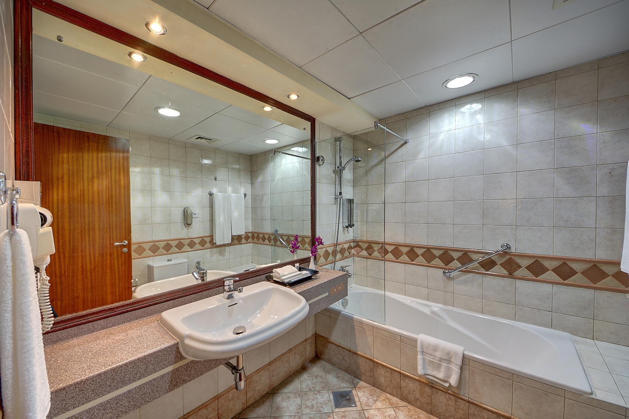 hotel-thumb