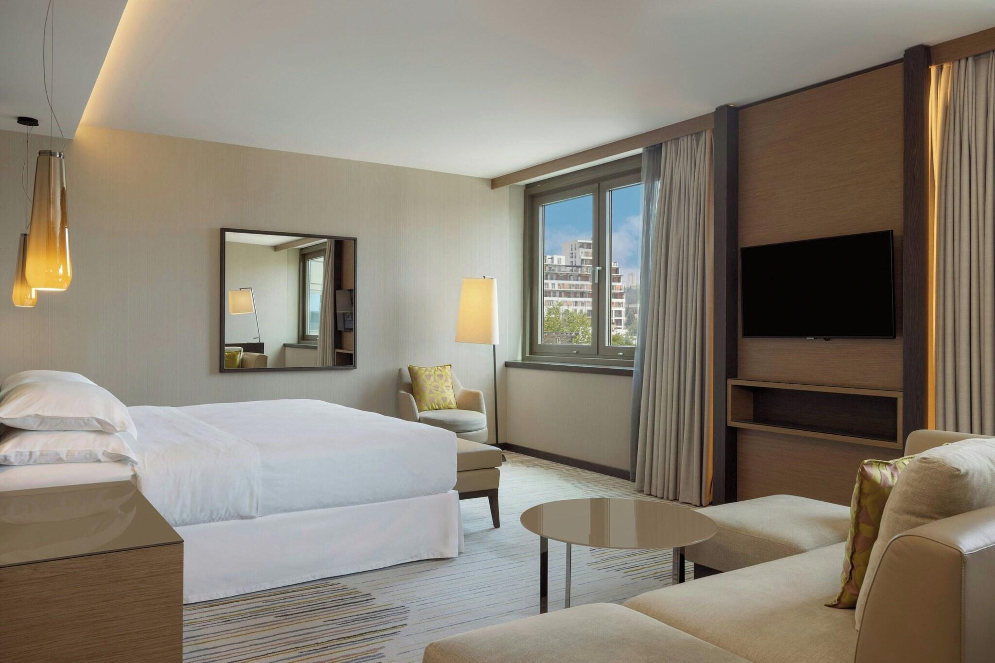 hotel-thumb