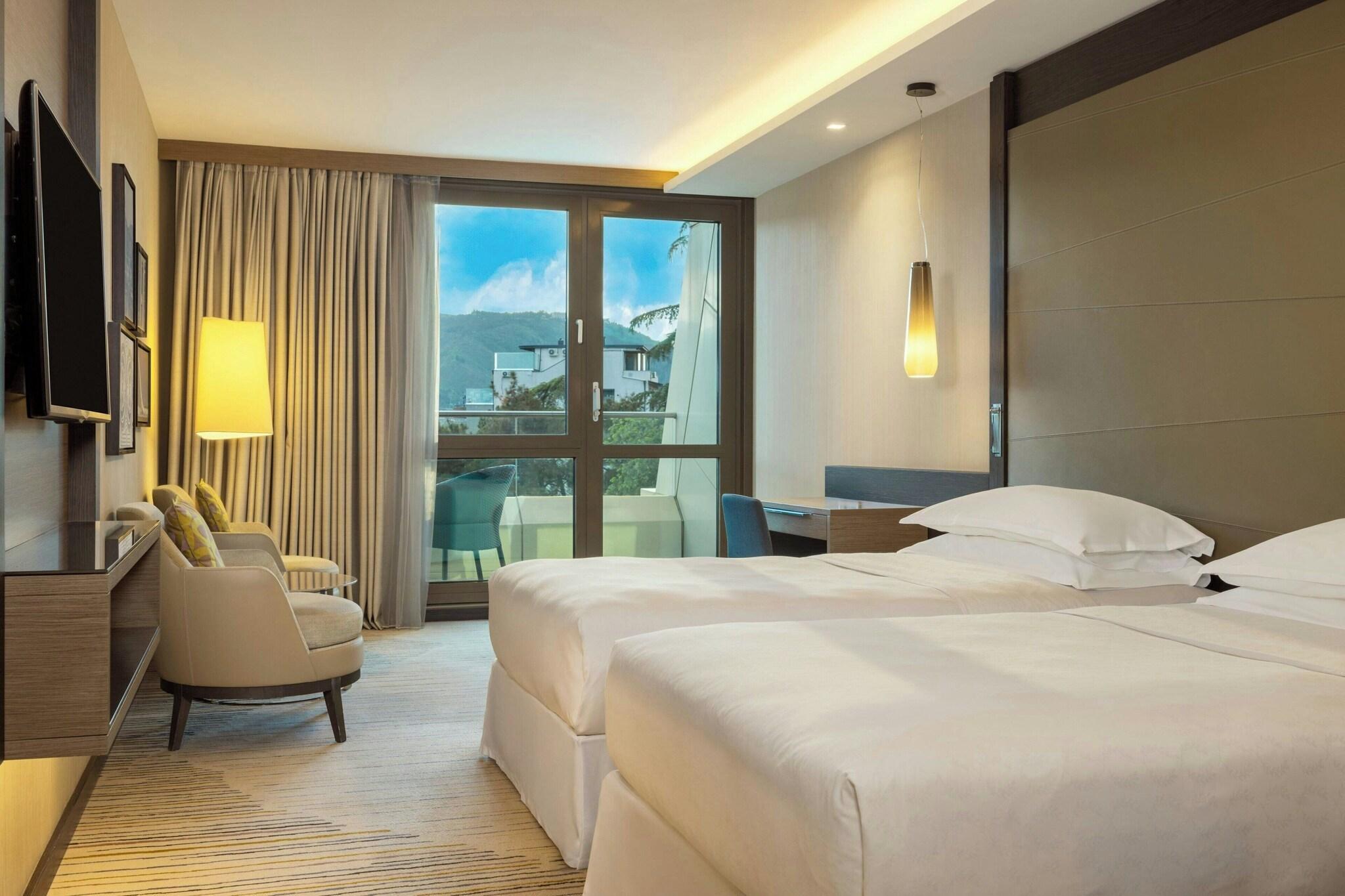 hotel-thumb
