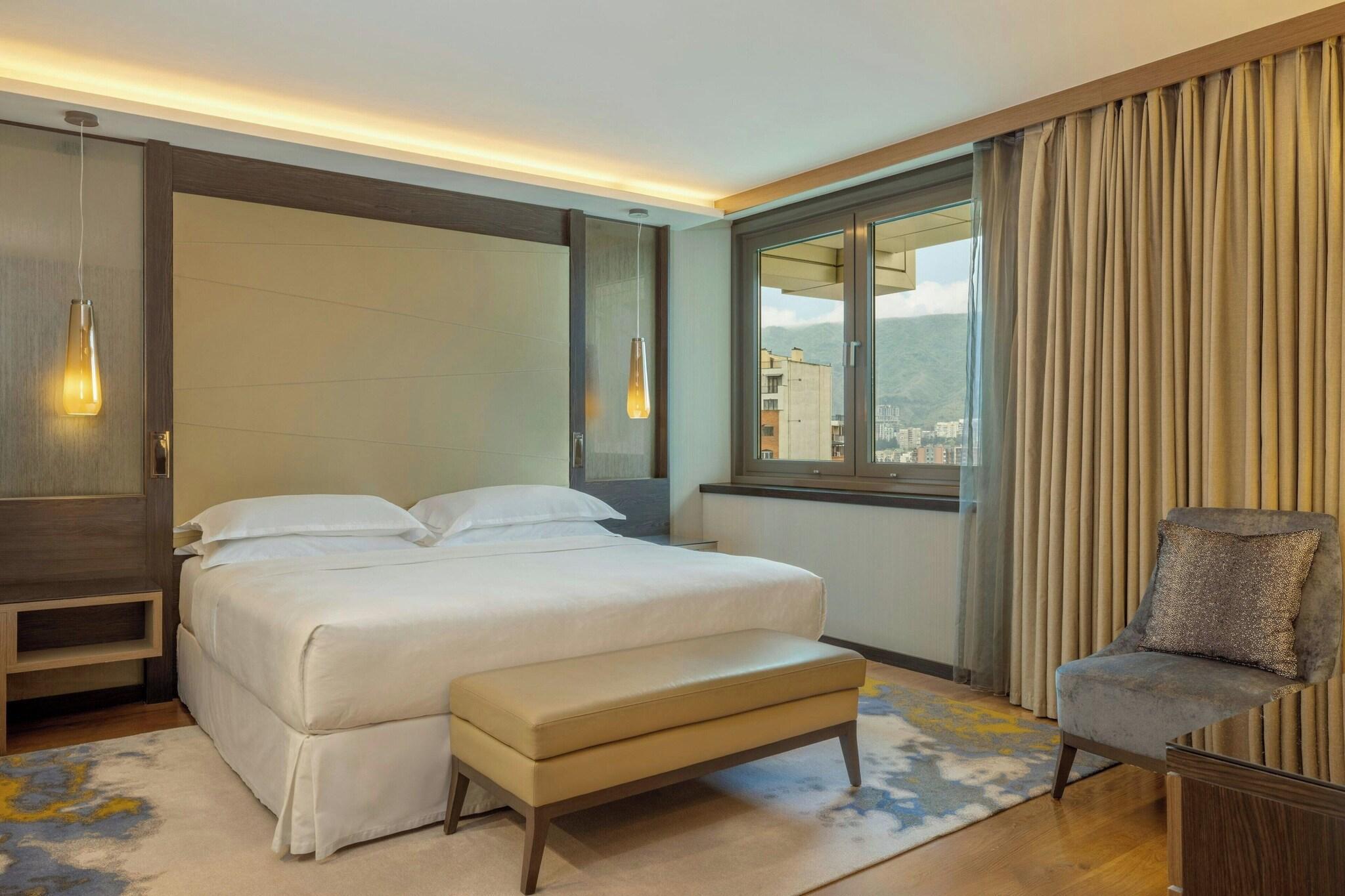 hotel-thumb