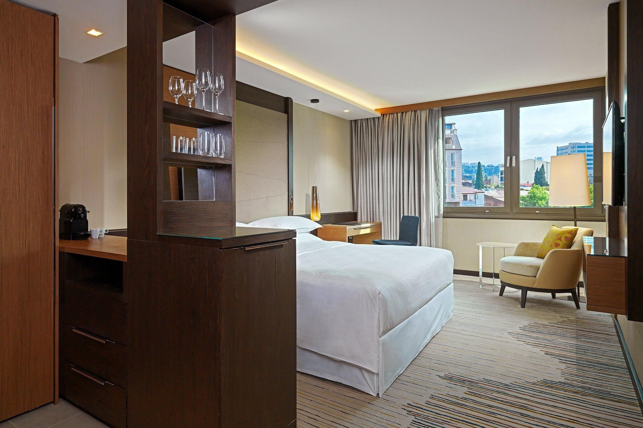 hotel-thumb