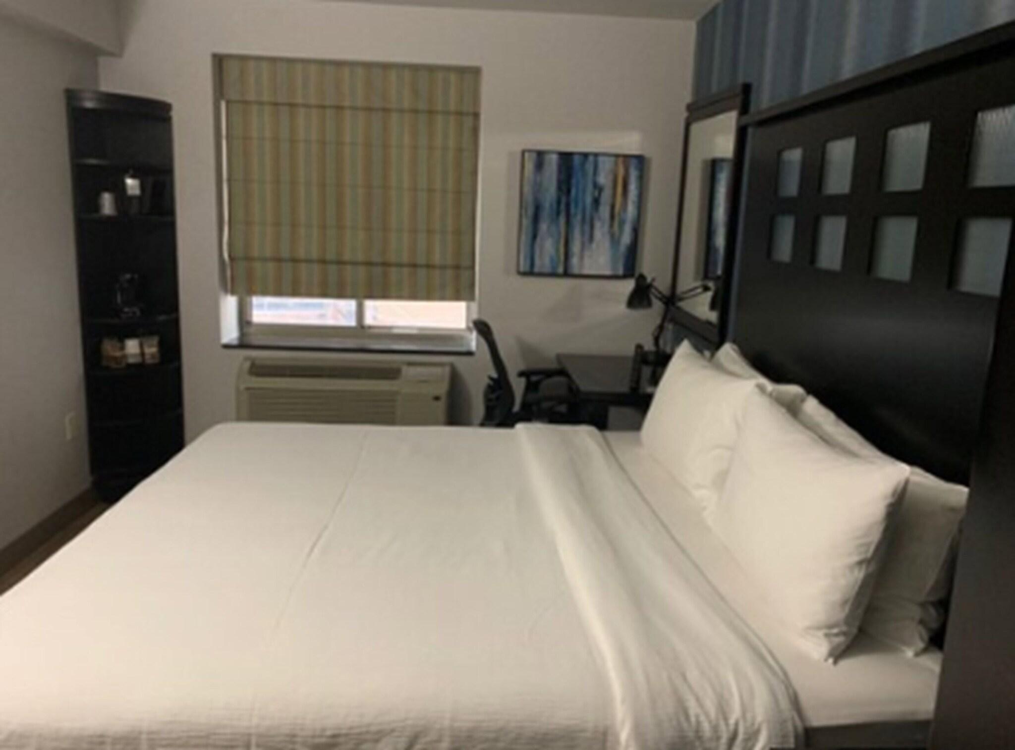 hotel-thumb