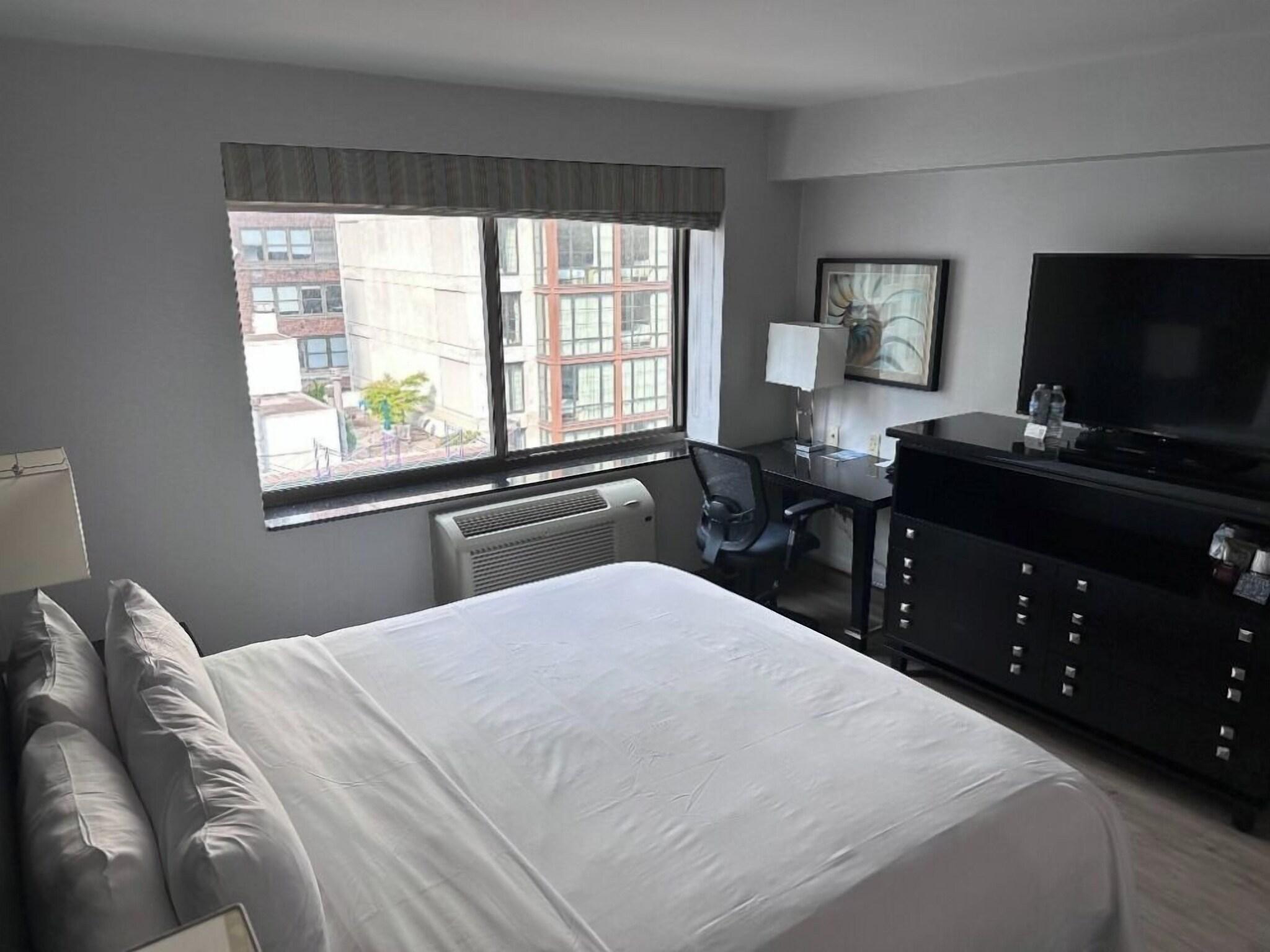 hotel-thumb