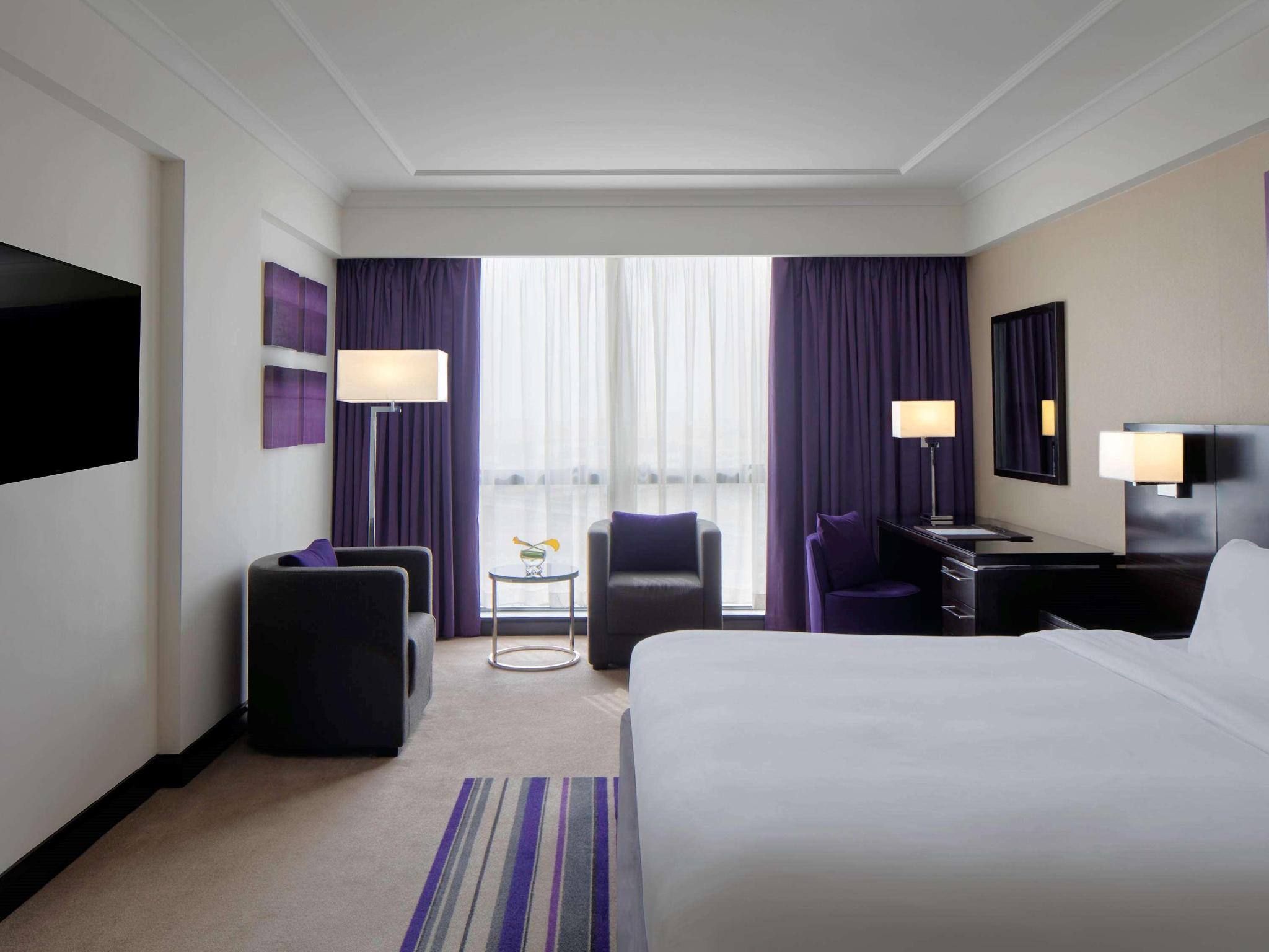 hotel-thumb