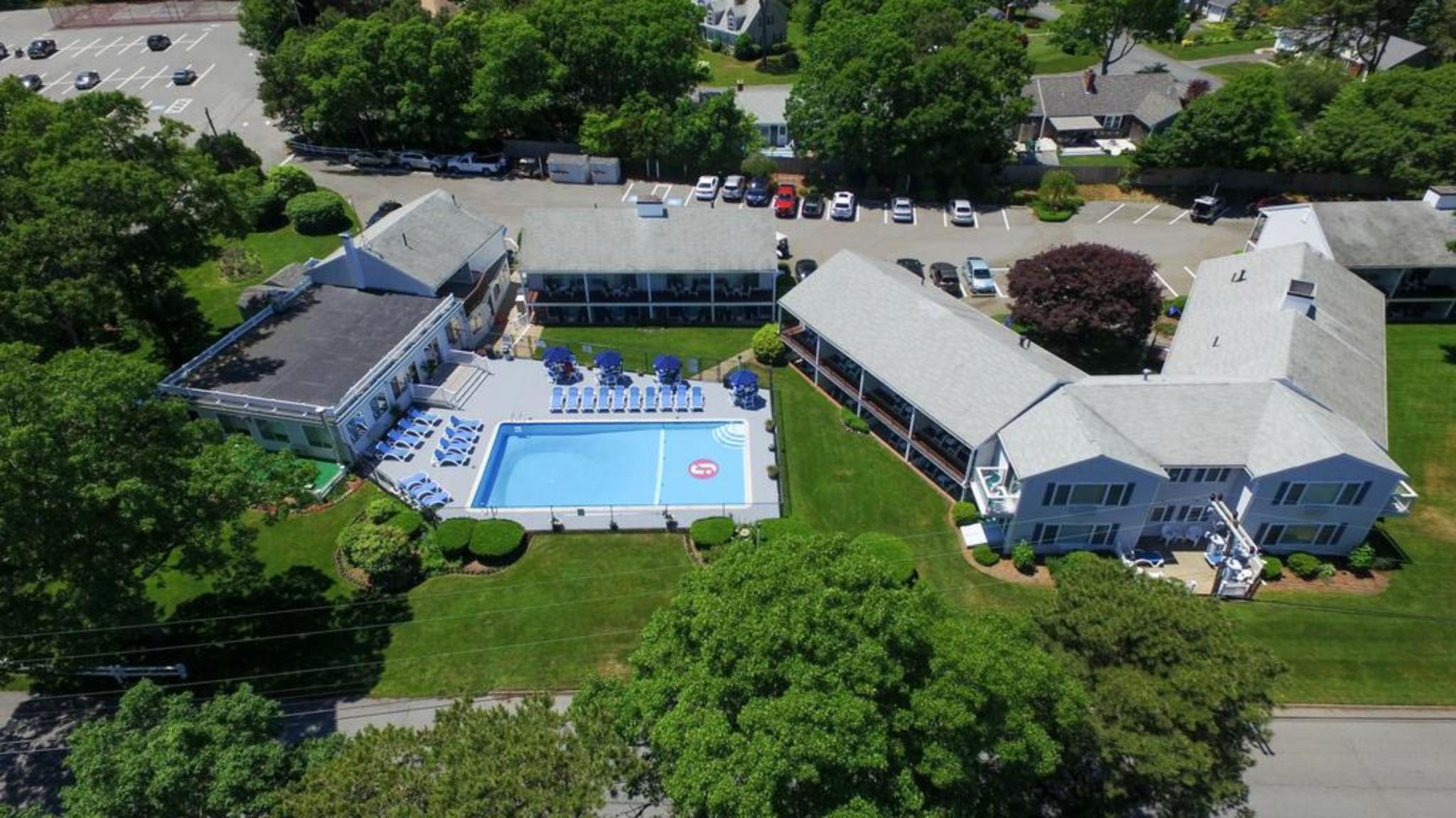 Blue Rock Resort Golf Course En Cape Cod BestDay