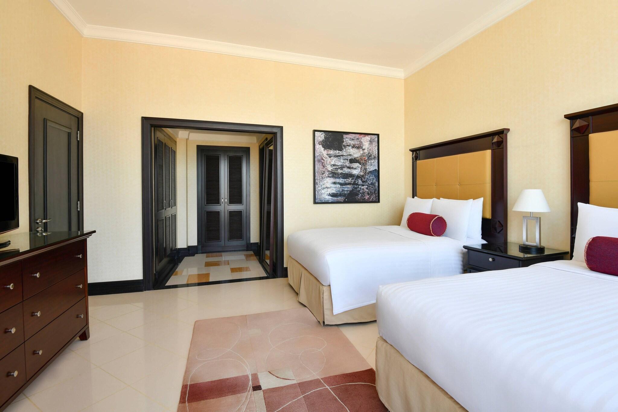 hotel-thumb
