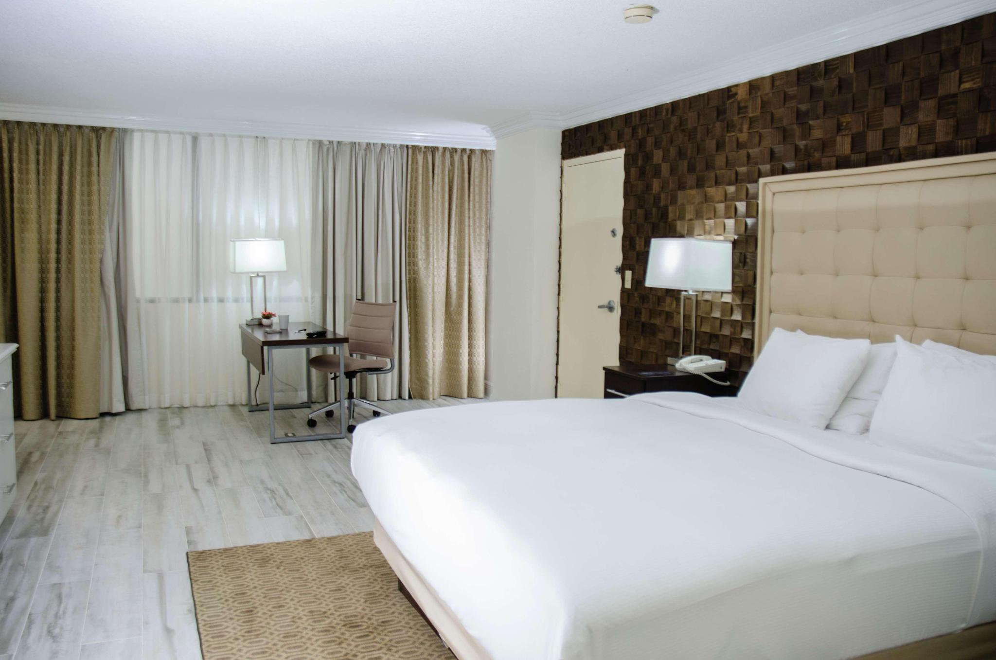 hotel-thumb