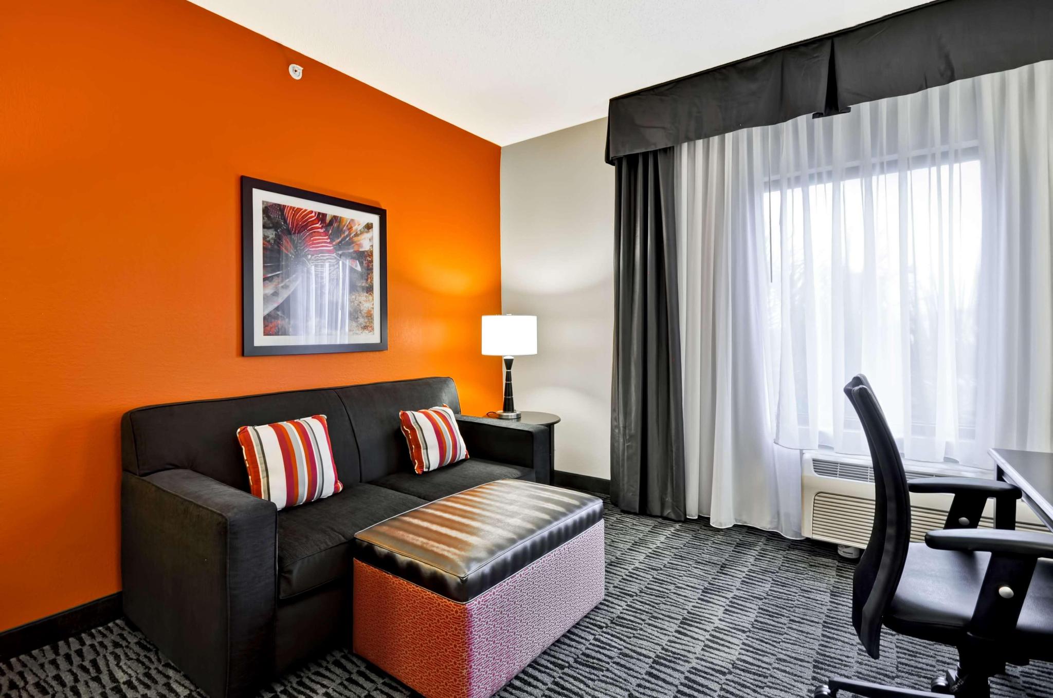 hotel-thumb