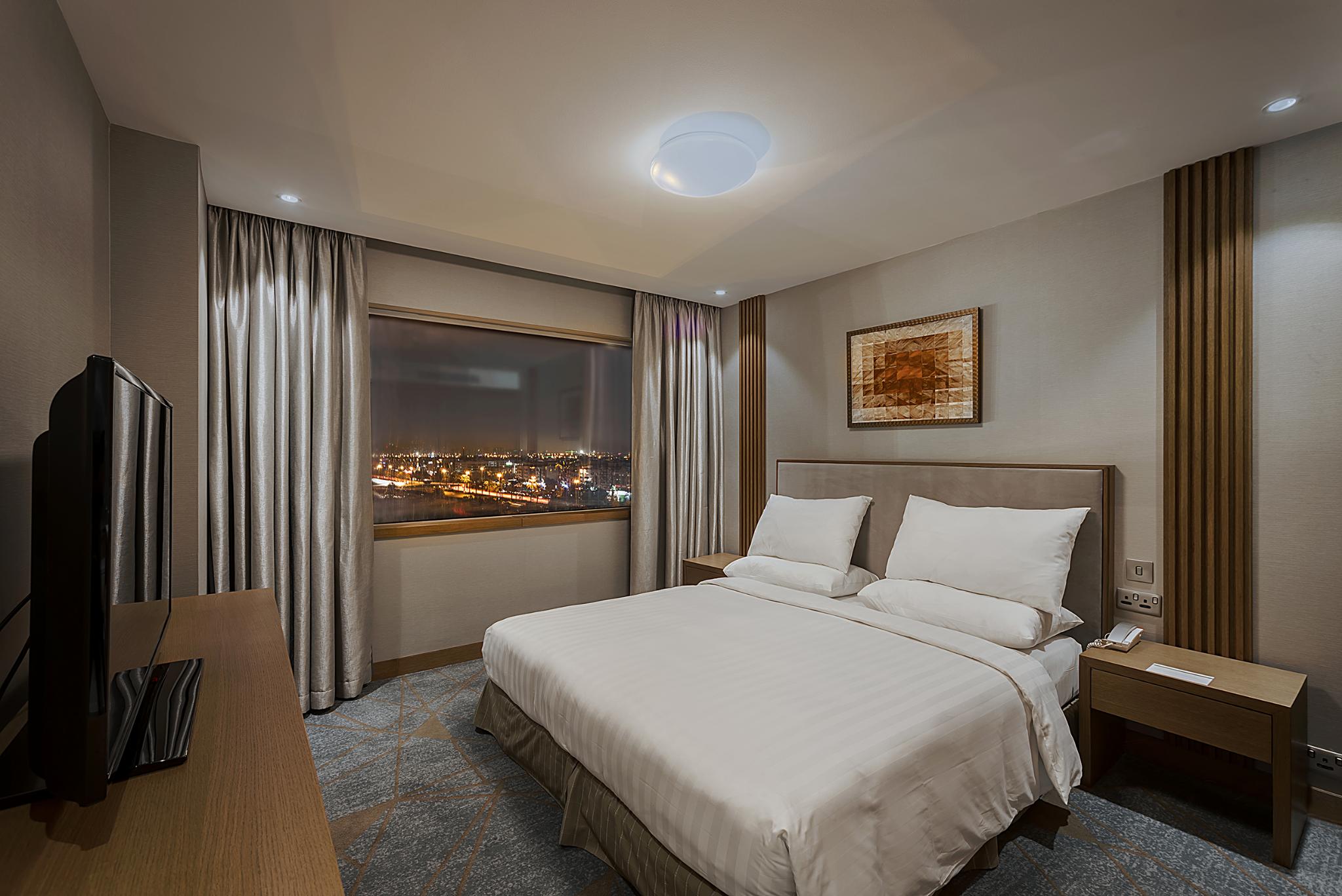 hotel-thumb