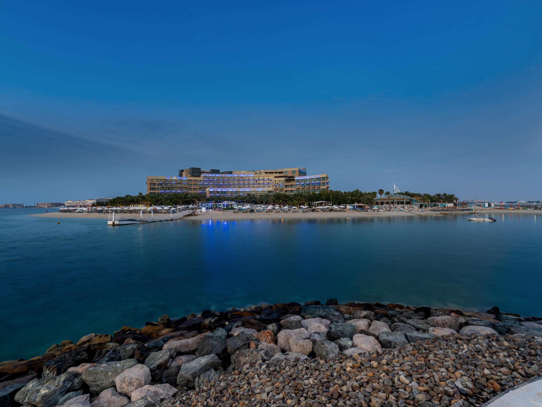 hotel-thumb