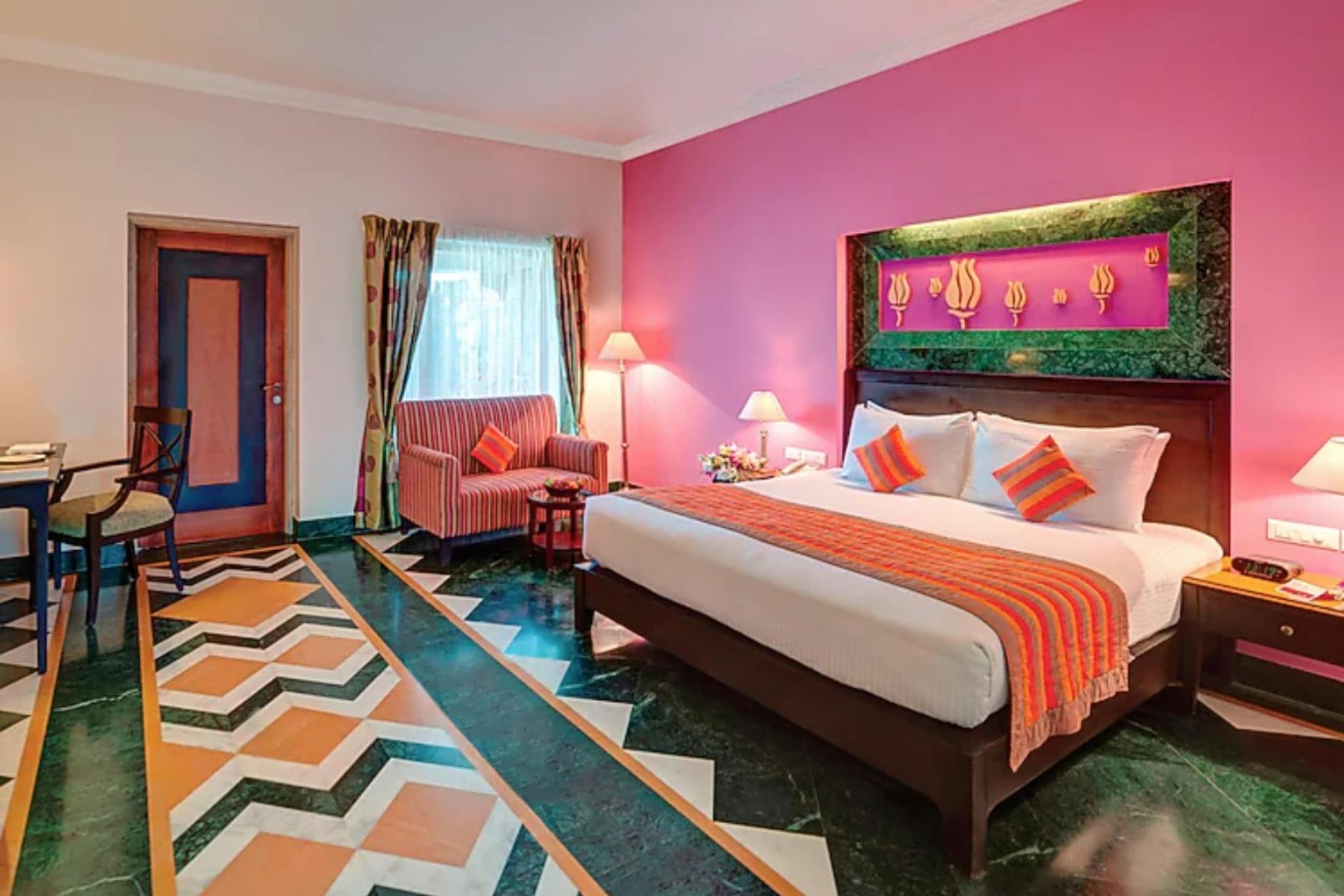 Deluxe Room, Garden View (Private Sitting Area)