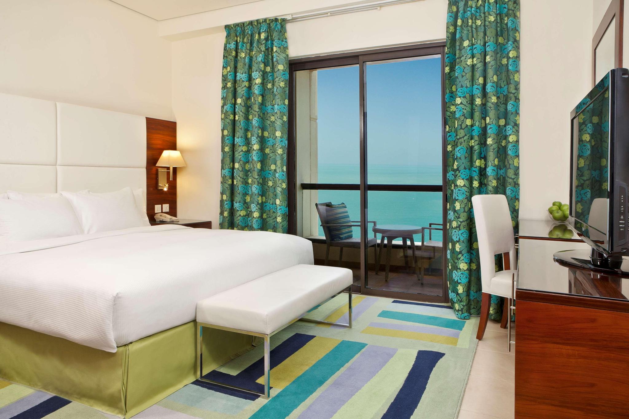 hotel-thumb
