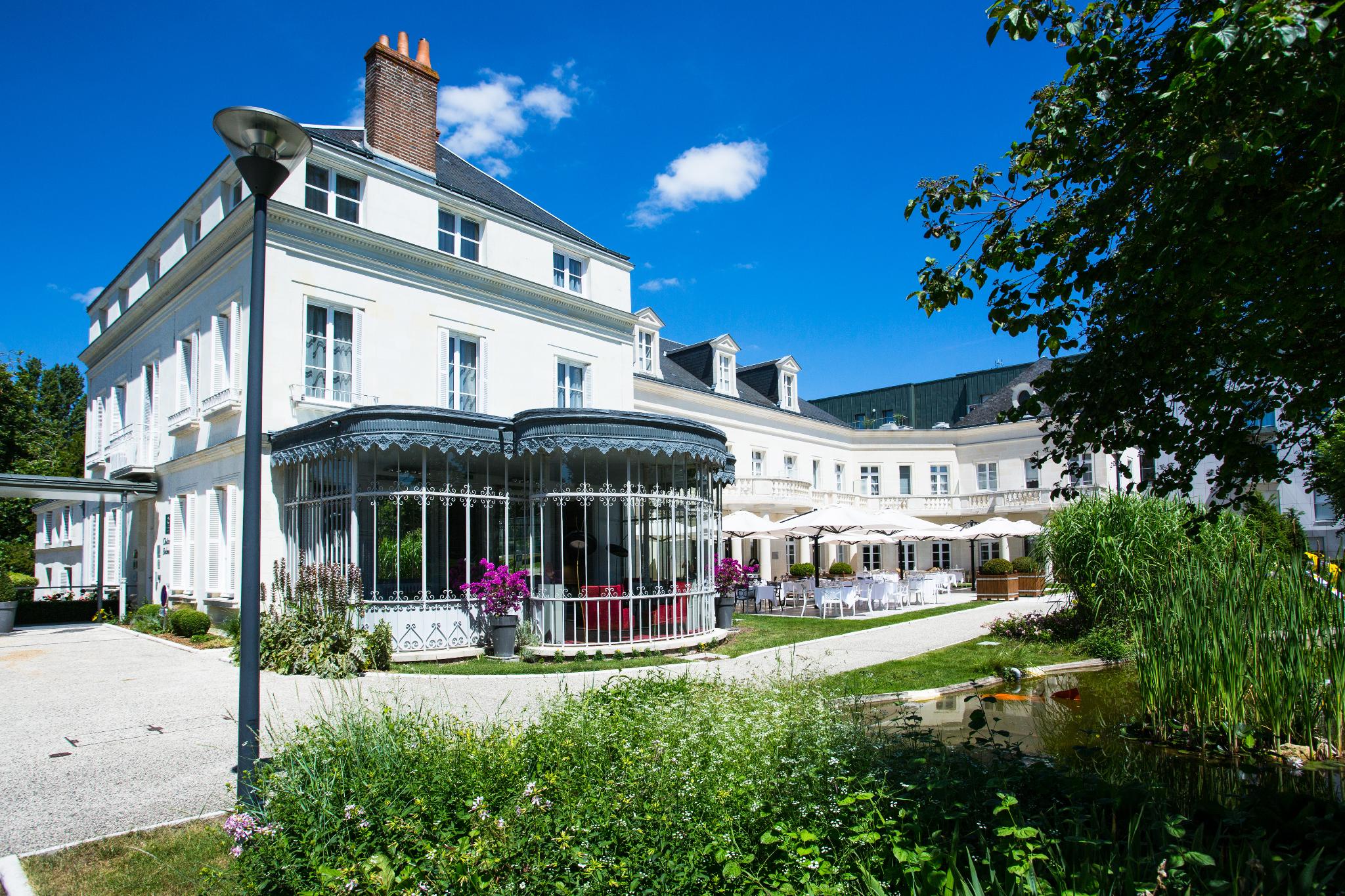 clarion hotel chateau belmont tours