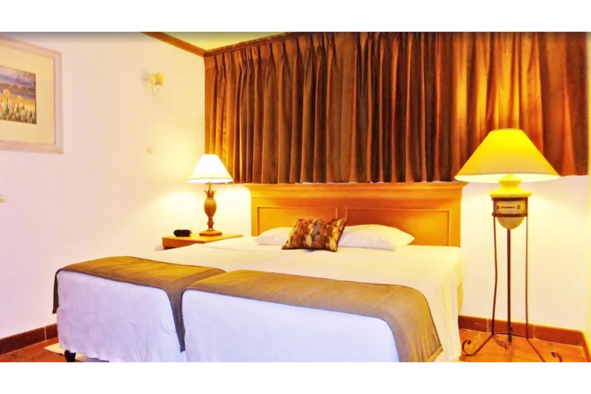 hotel-thumb