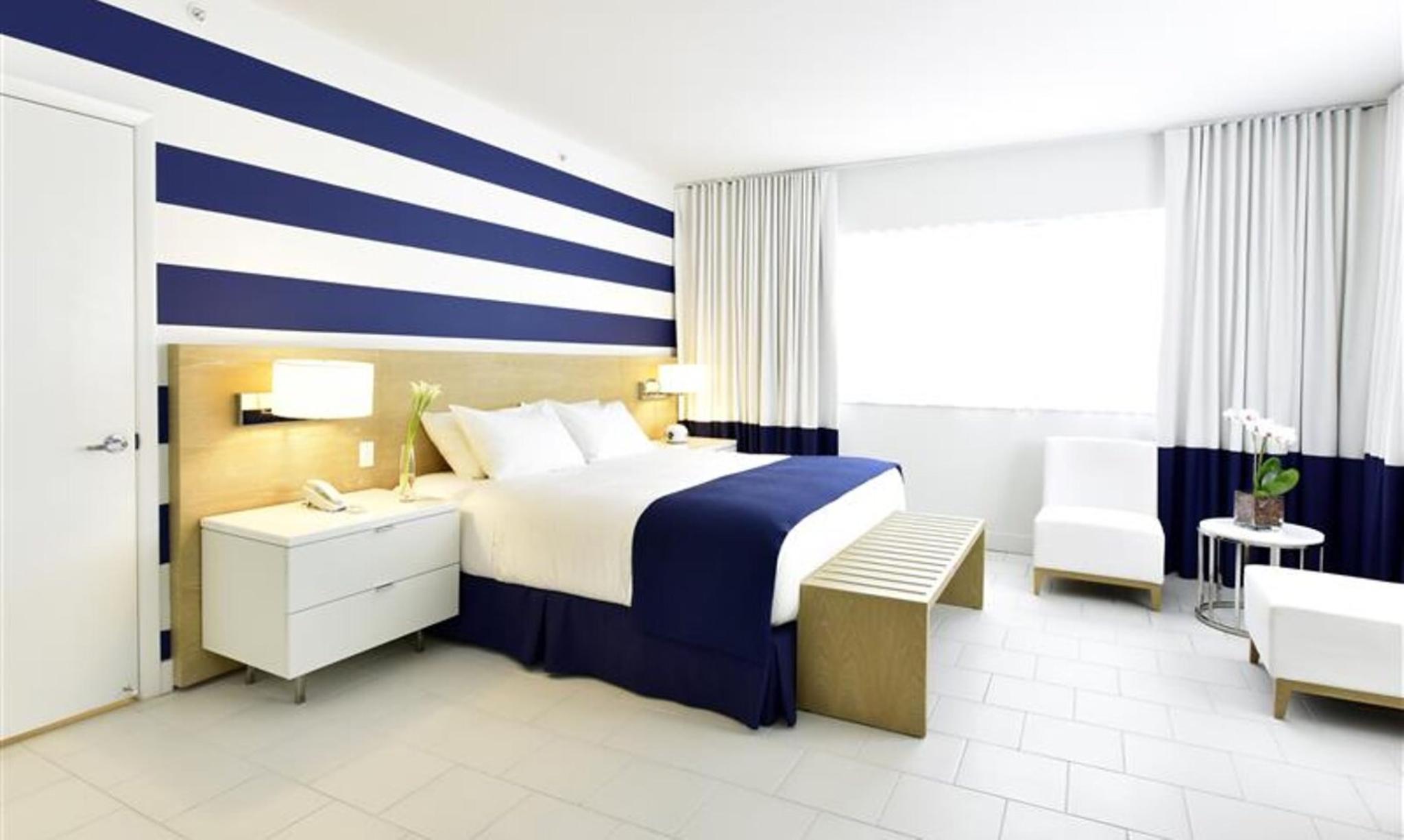 hotel-thumb