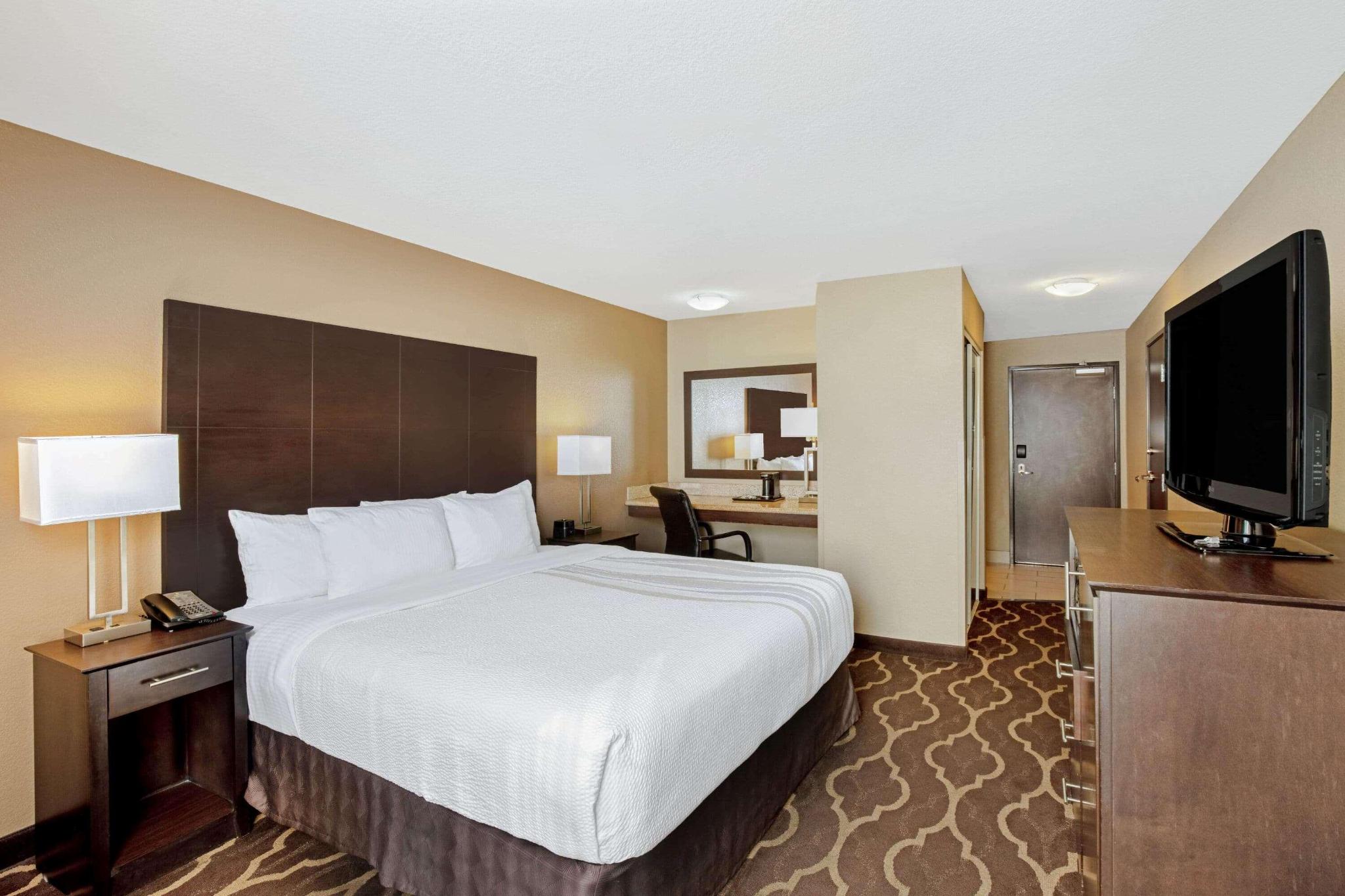 hotel-thumb