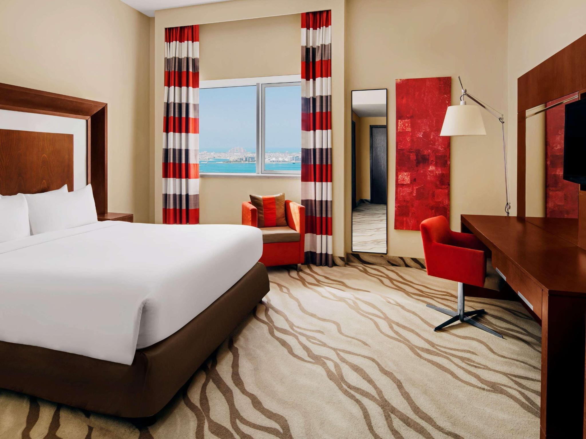 hotel-thumb