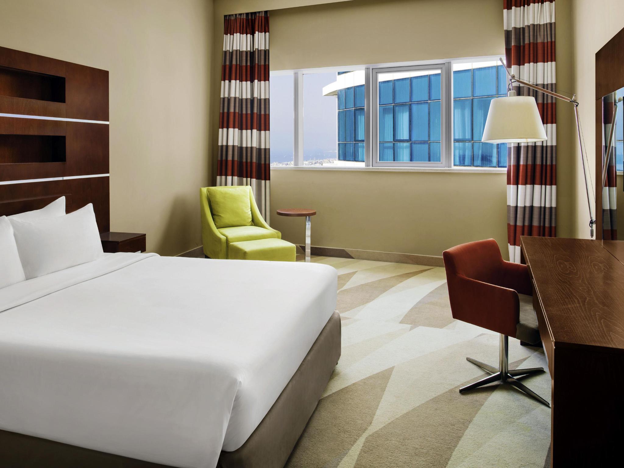 hotel-thumb
